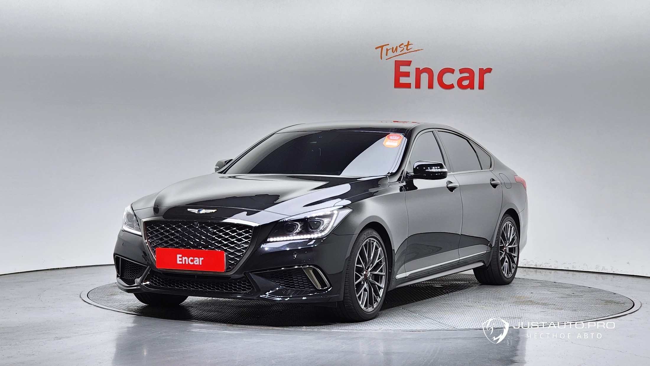 Автомобиль Genesis G80