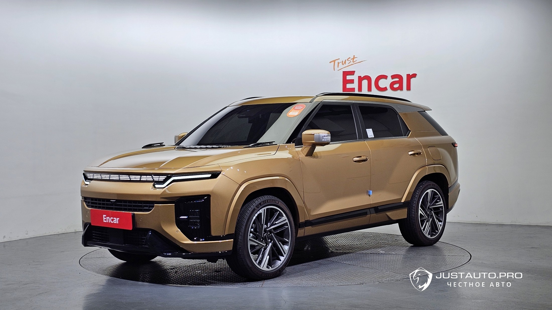 Автомобиль KG_Mobility_Ssangyong Actyon