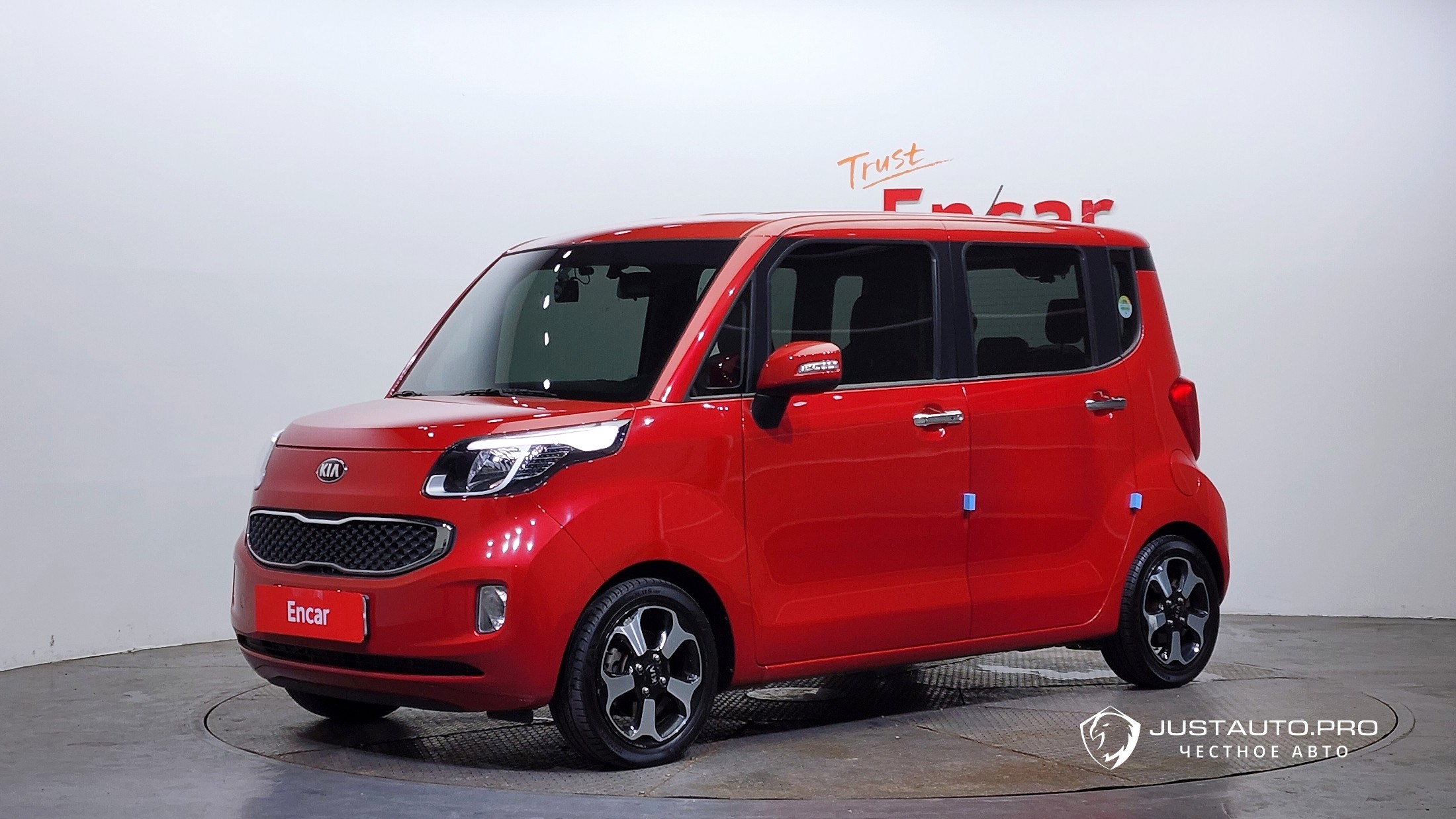 Автомобиль Kia RAY