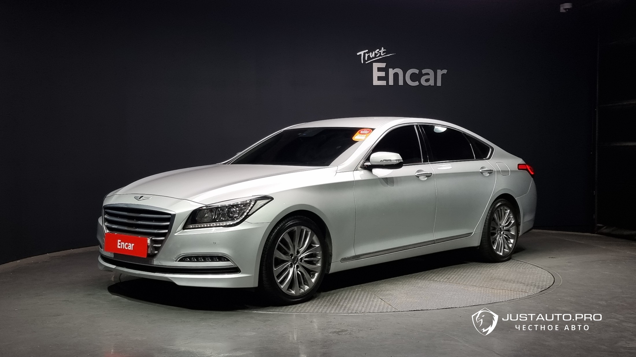 Автомобиль Hyundai Genesis