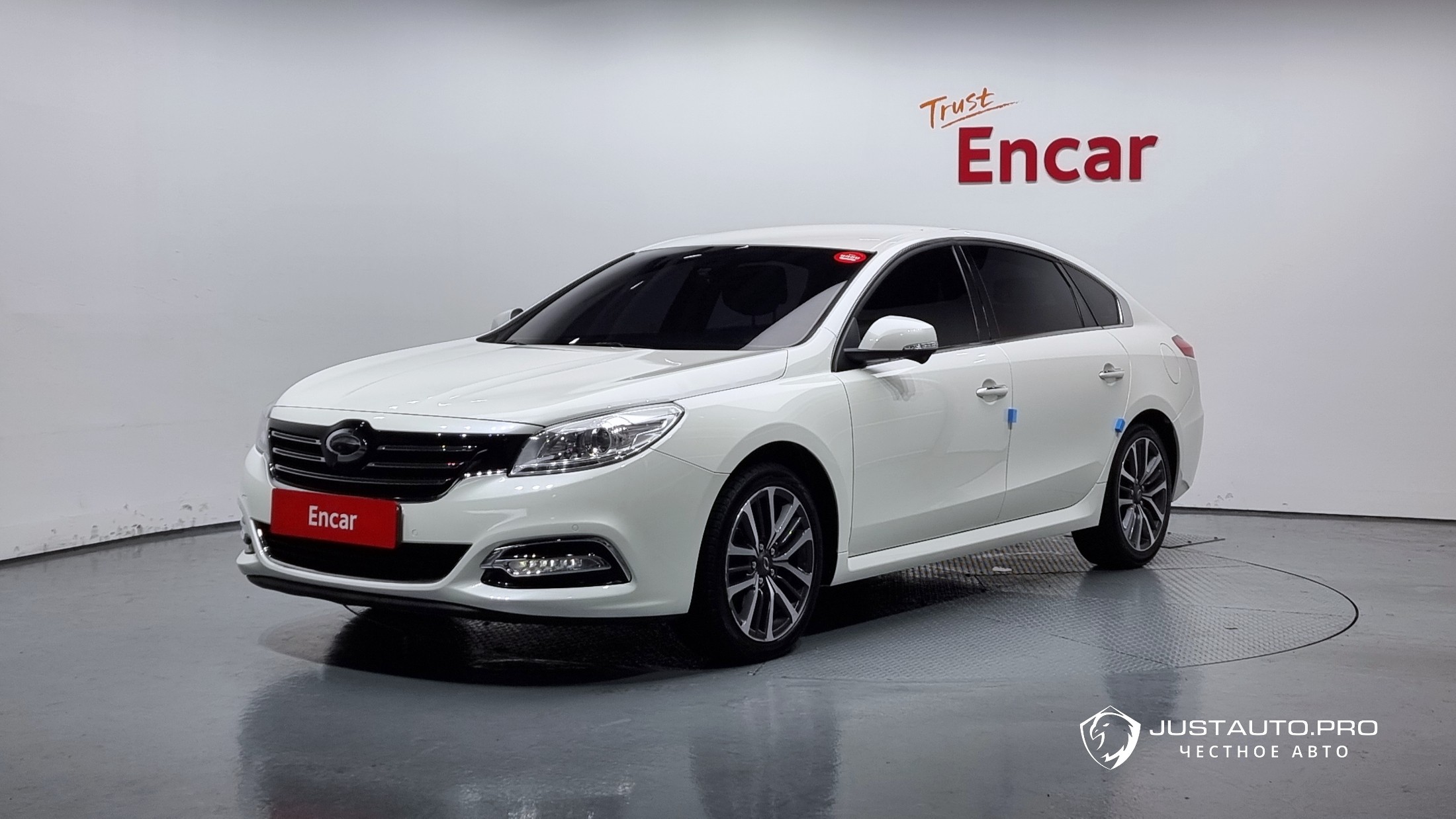 Автомобиль Renault-KoreaSamsung SM7