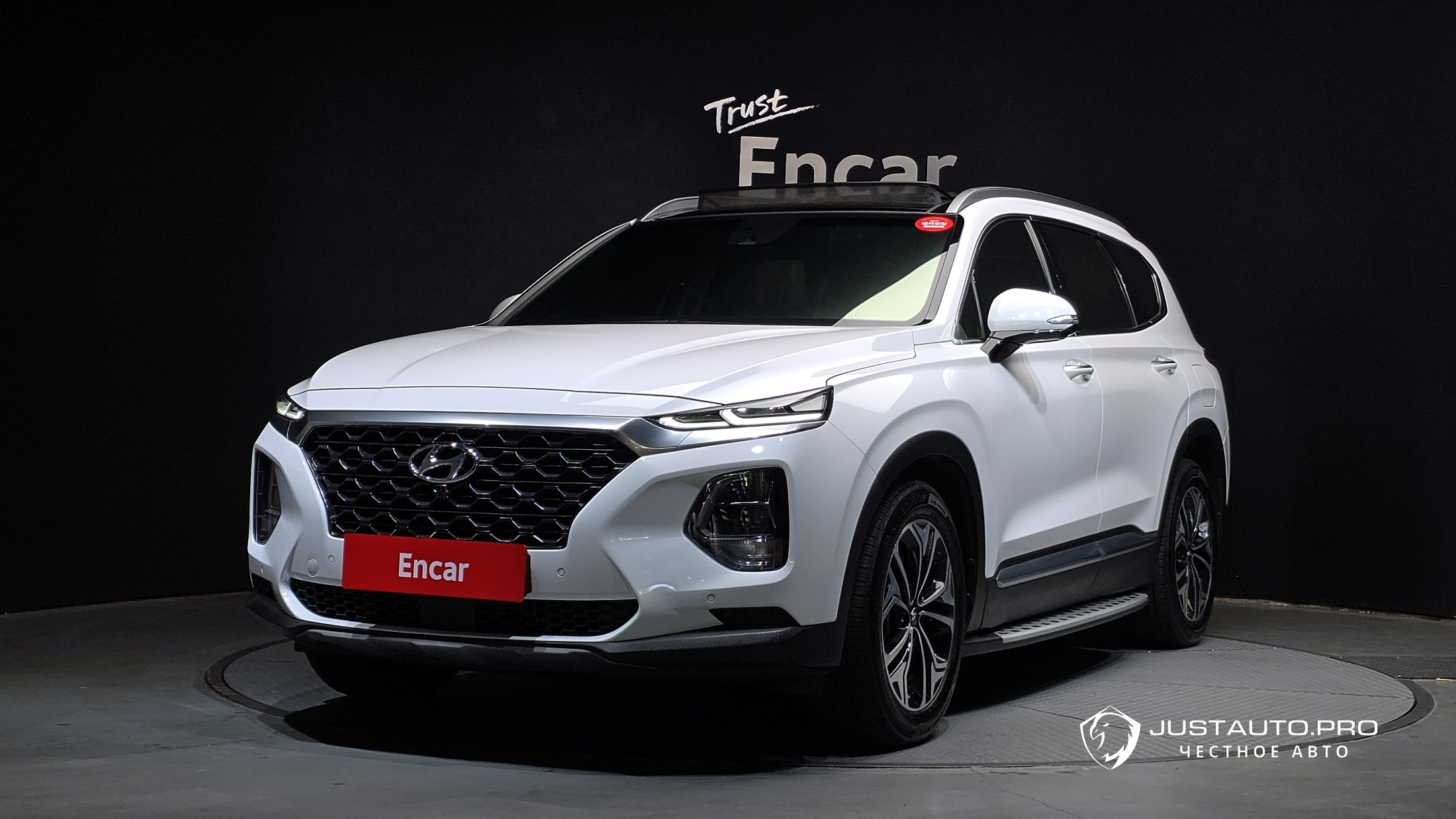 Автомобиль Hyundai Santafe