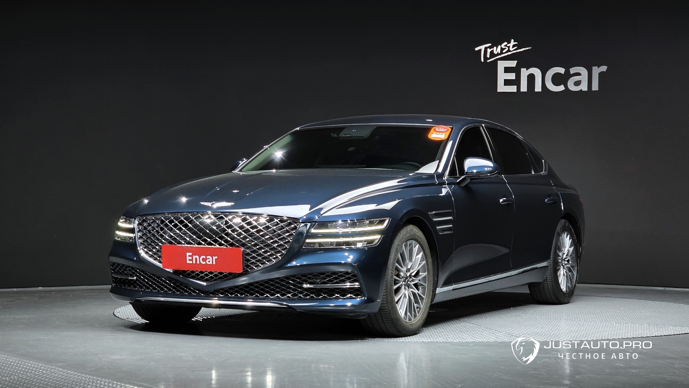 Автомобиль Genesis G80