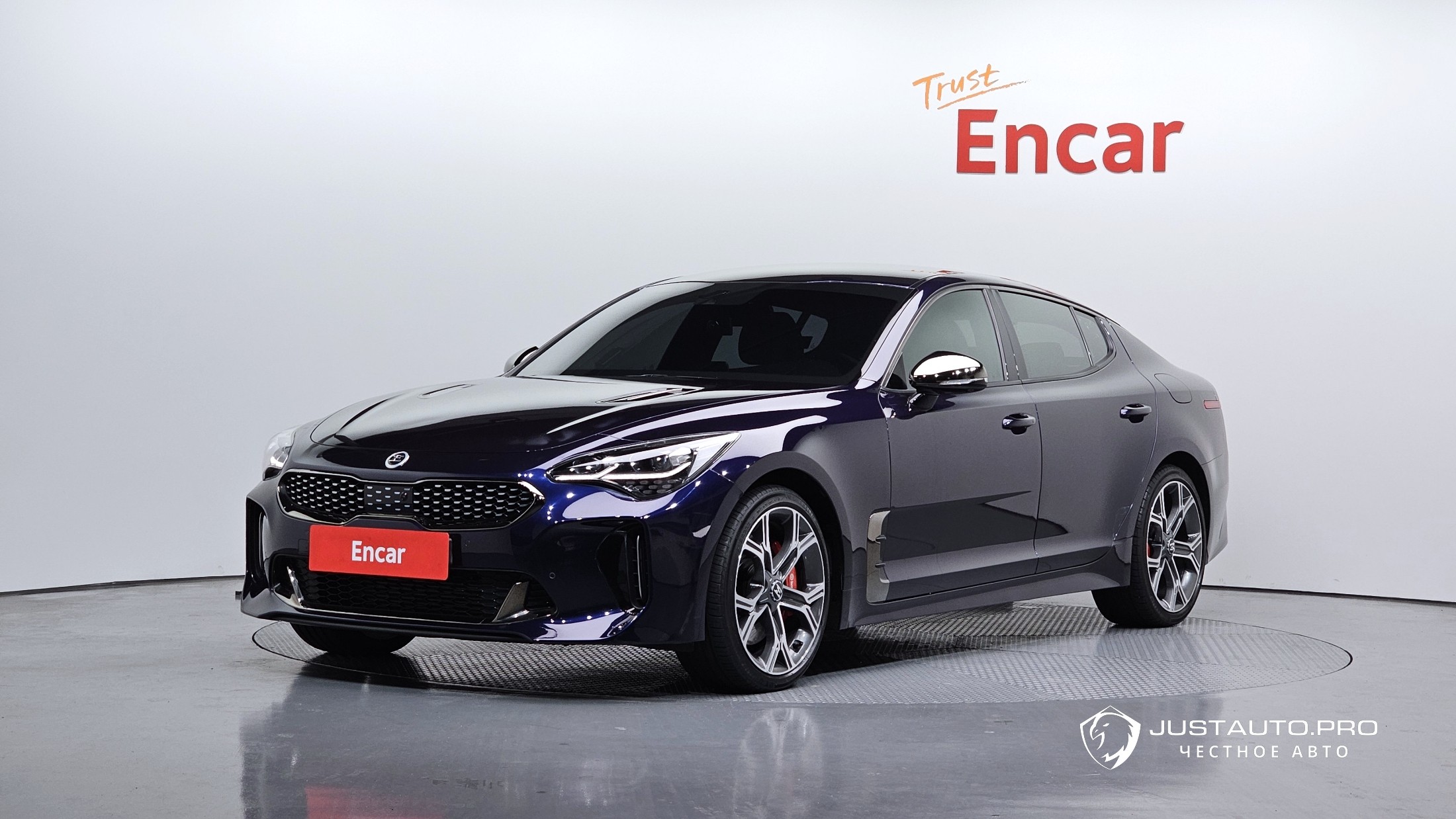 Автомобиль Kia Stinger