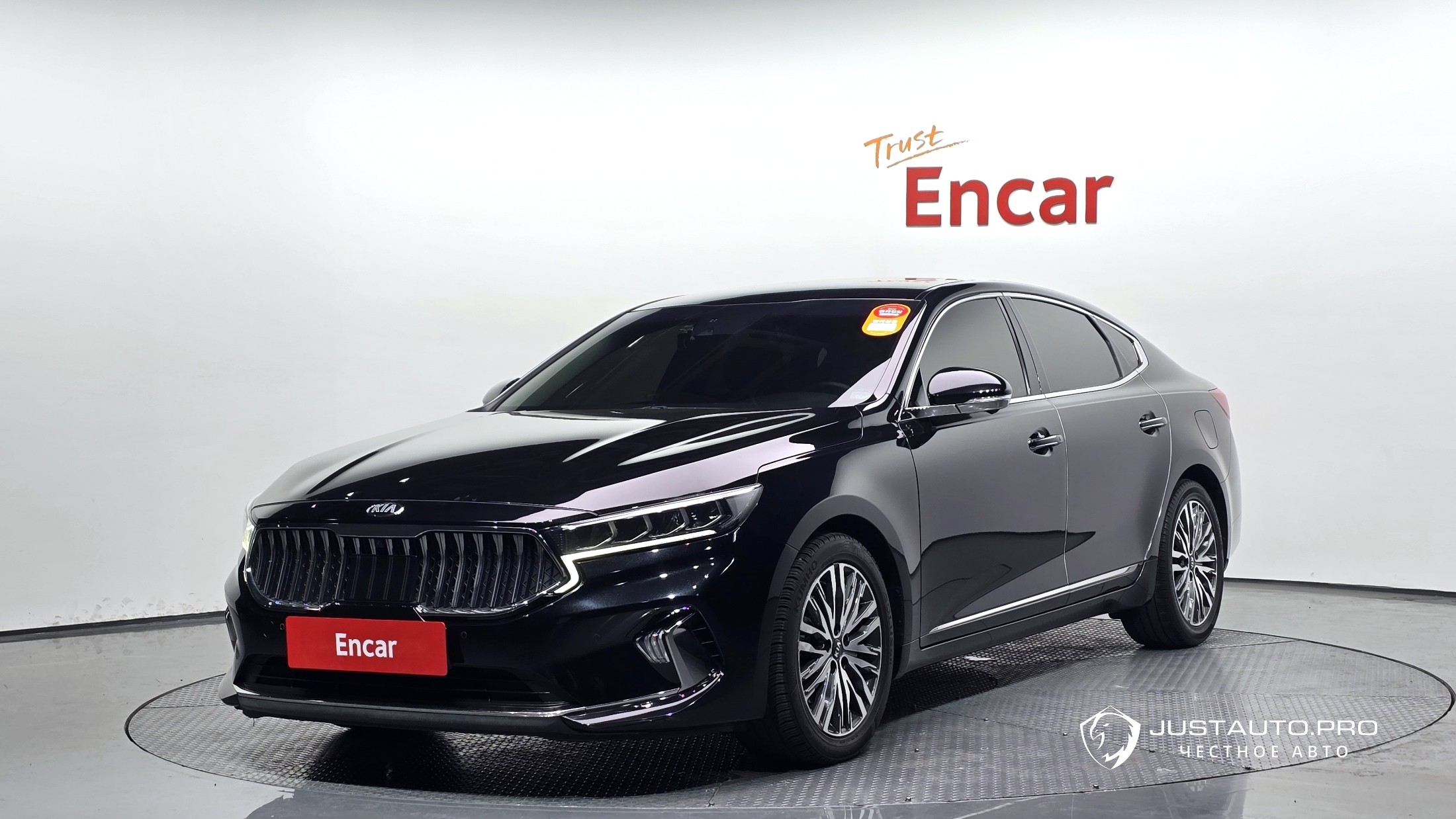 Автомобиль Kia K7