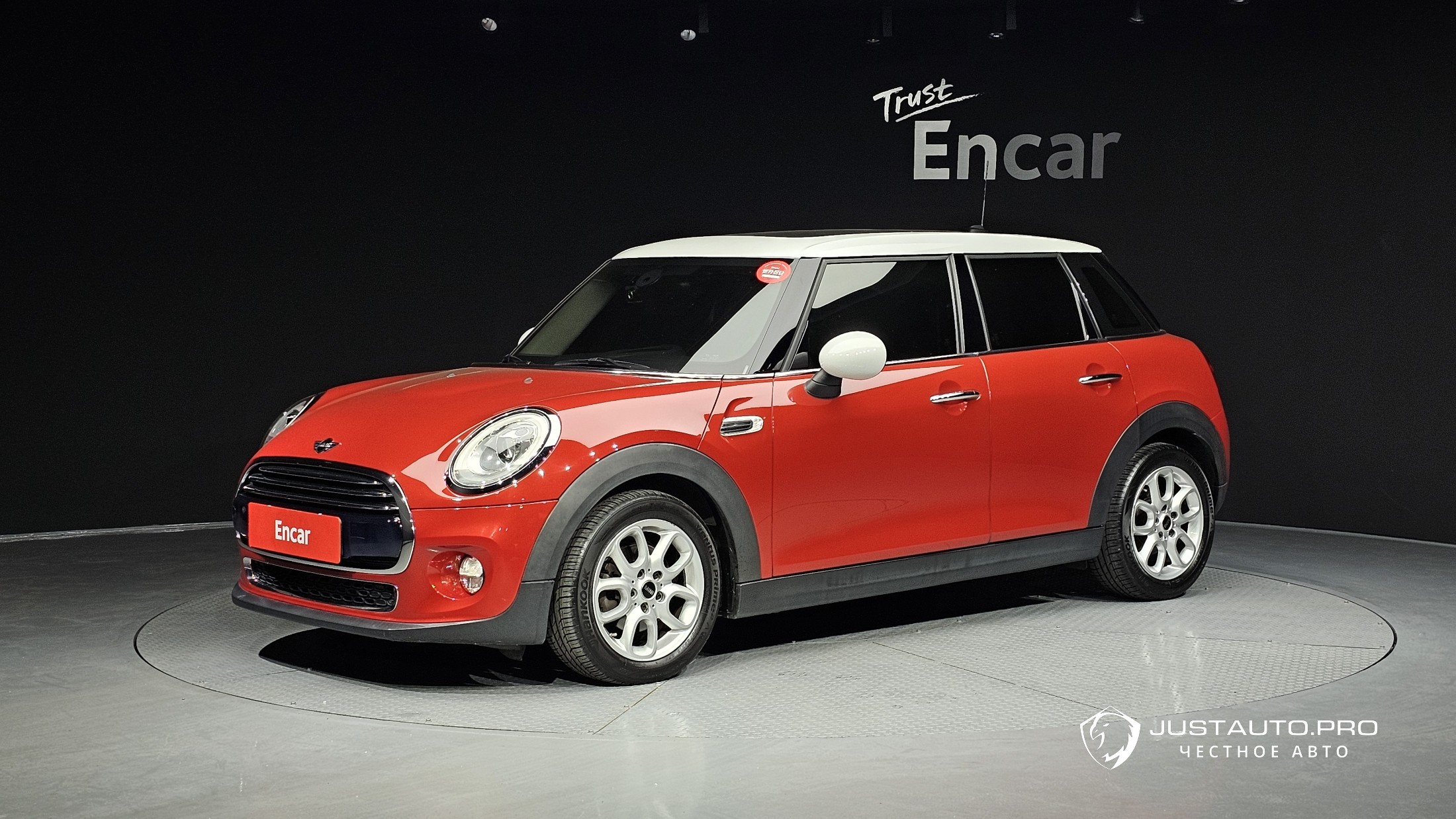 Автомобиль Mini Cooper
