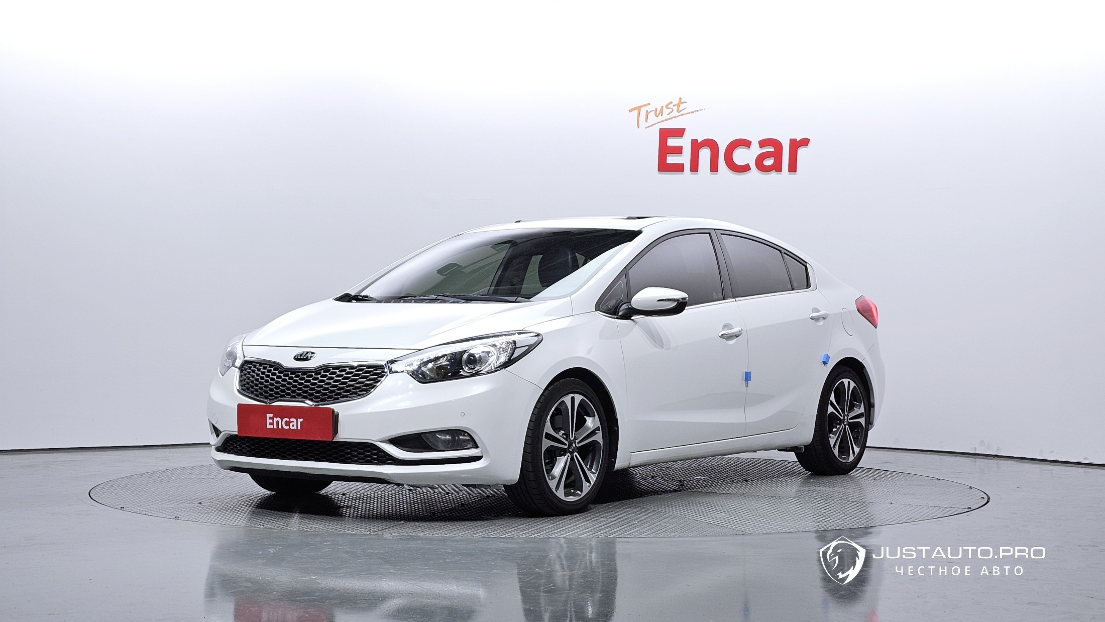Автомобиль Kia K3