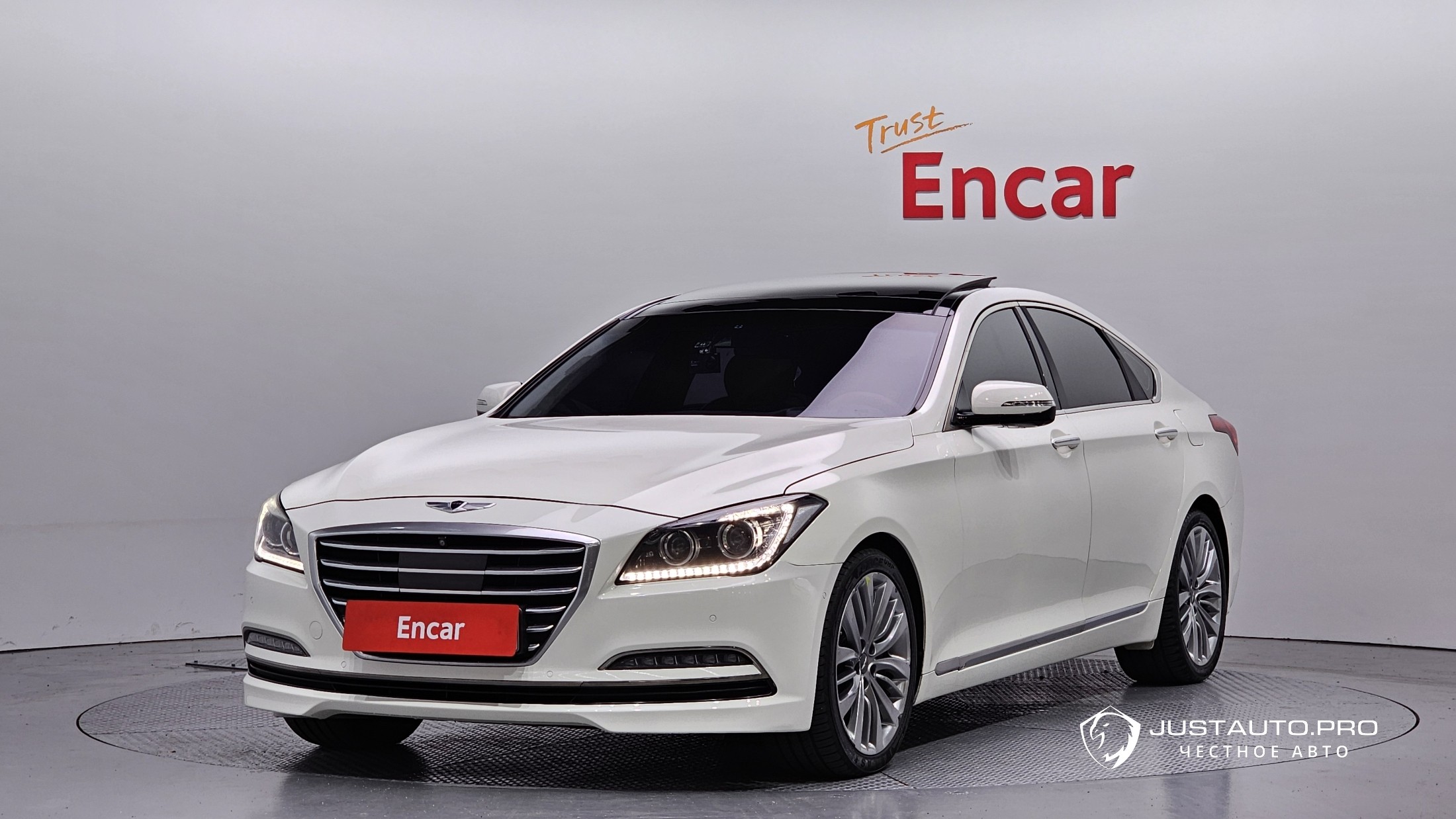 Автомобиль Hyundai Genesis