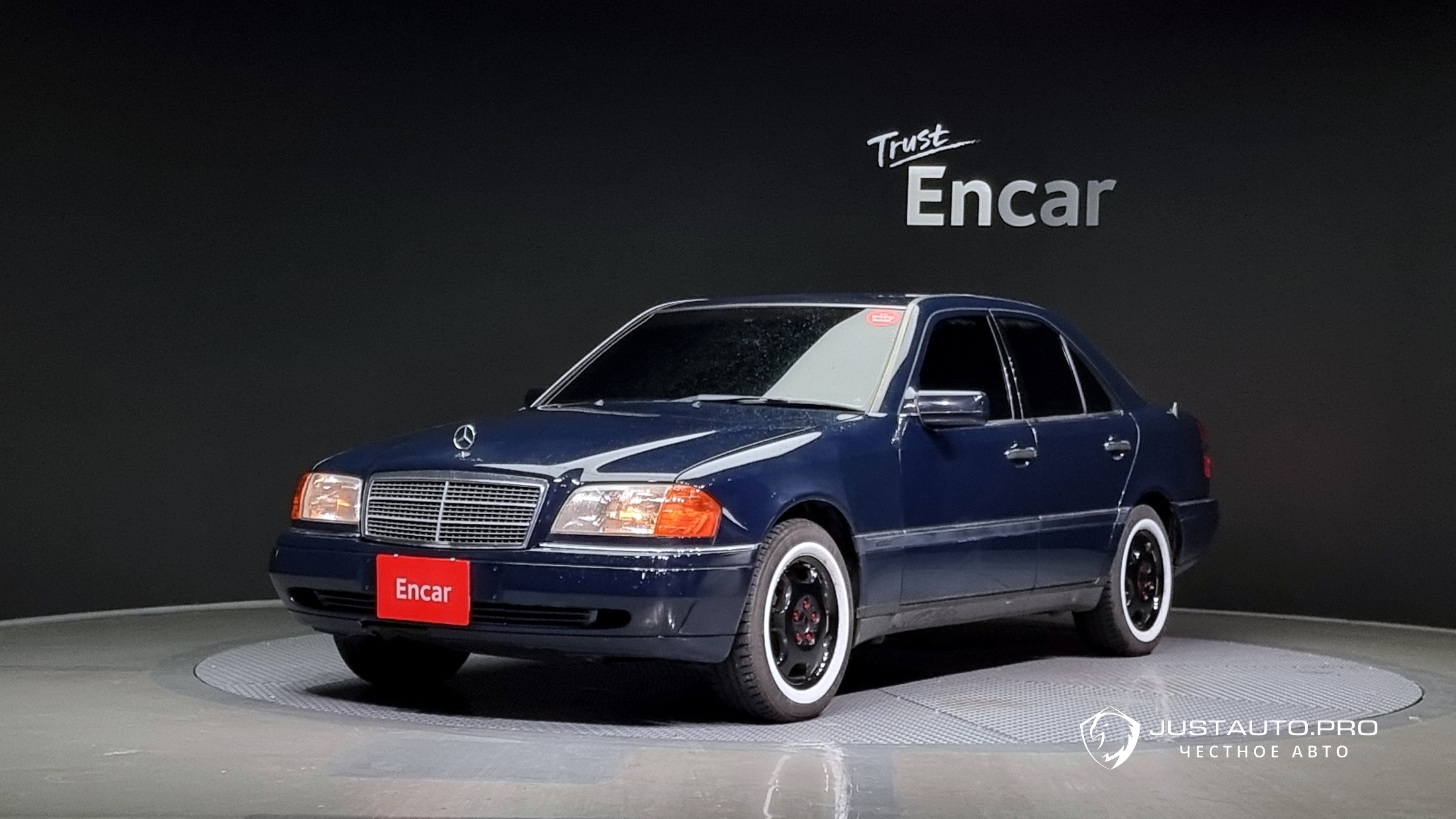 Автомобиль Mercedes-Benz C-Class