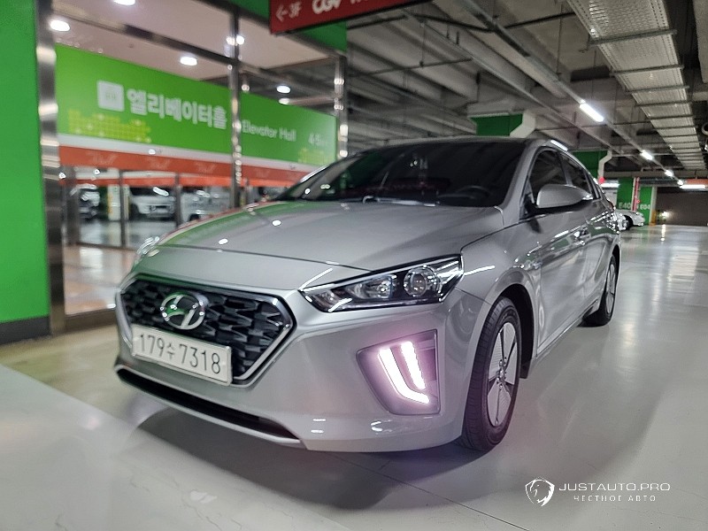 Автомобиль Hyundai Ioniq