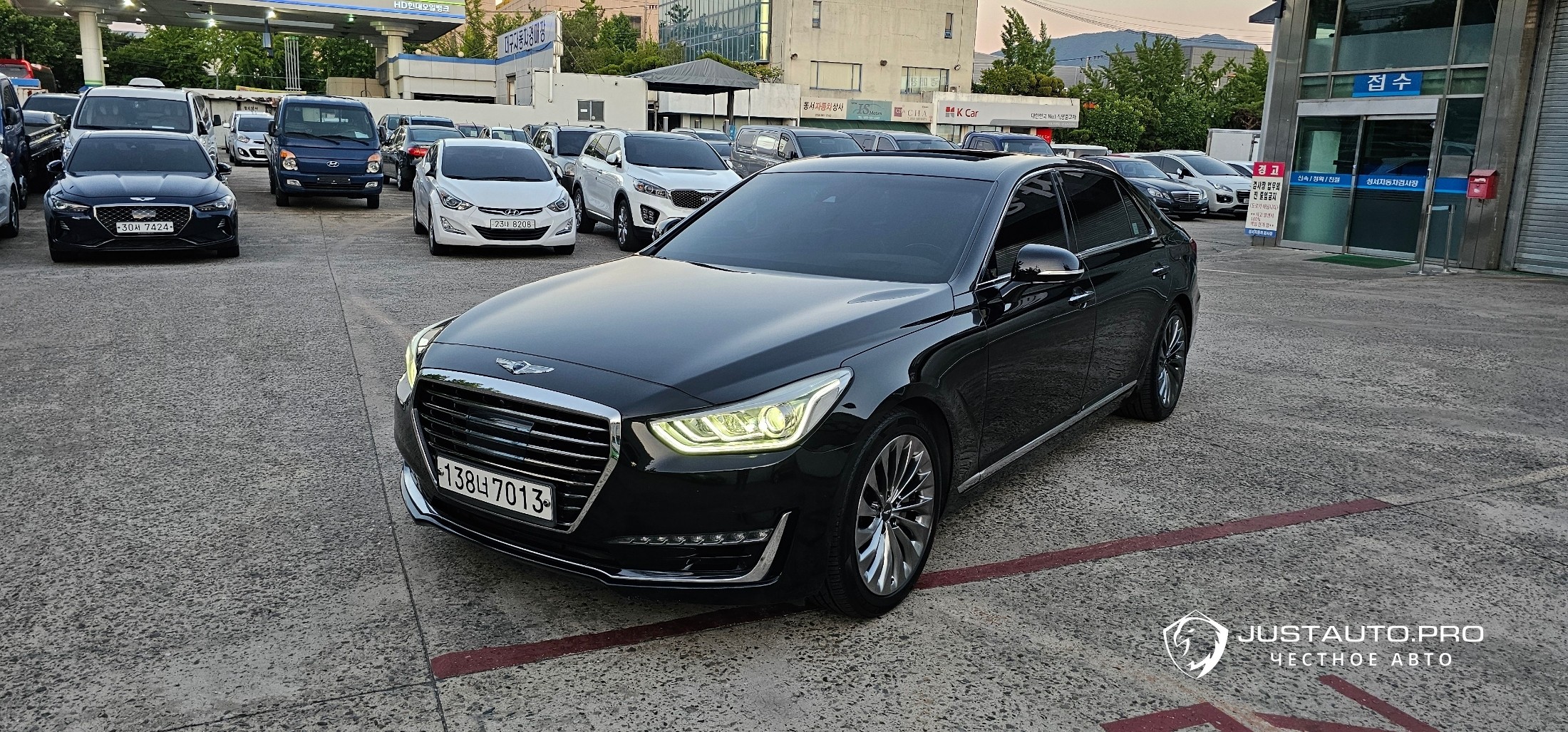 Автомобиль Genesis EQ900