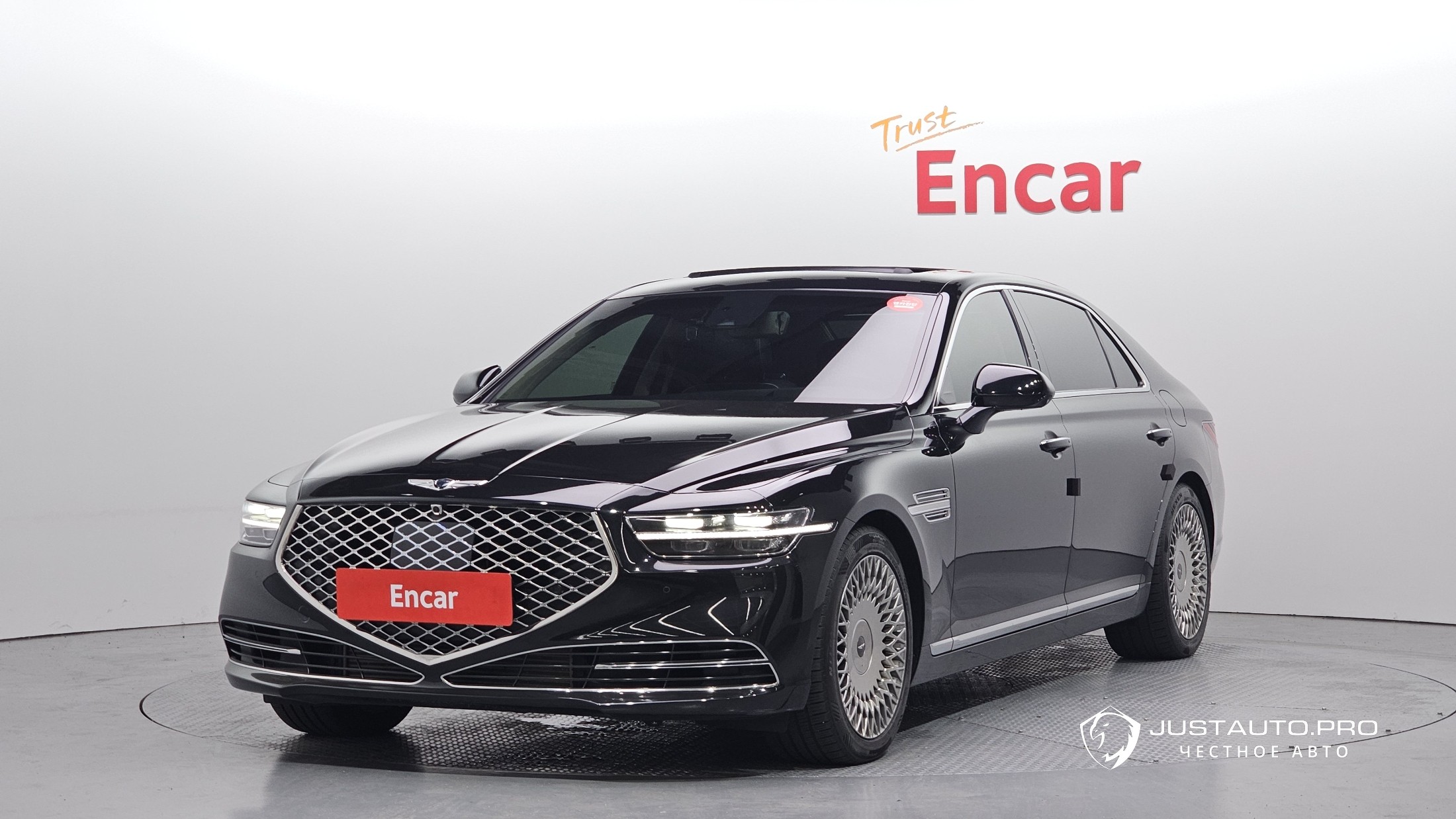 Автомобиль Genesis G90