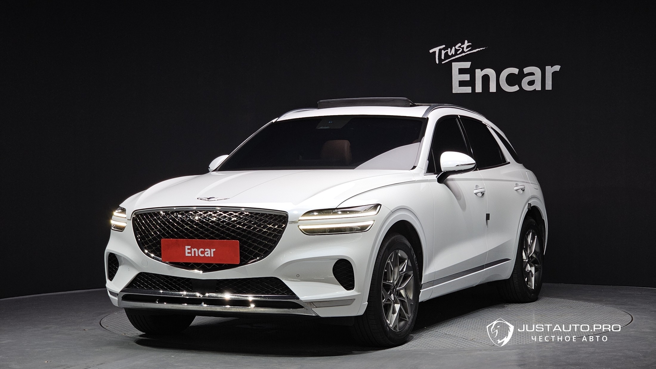 Автомобиль Genesis GV70