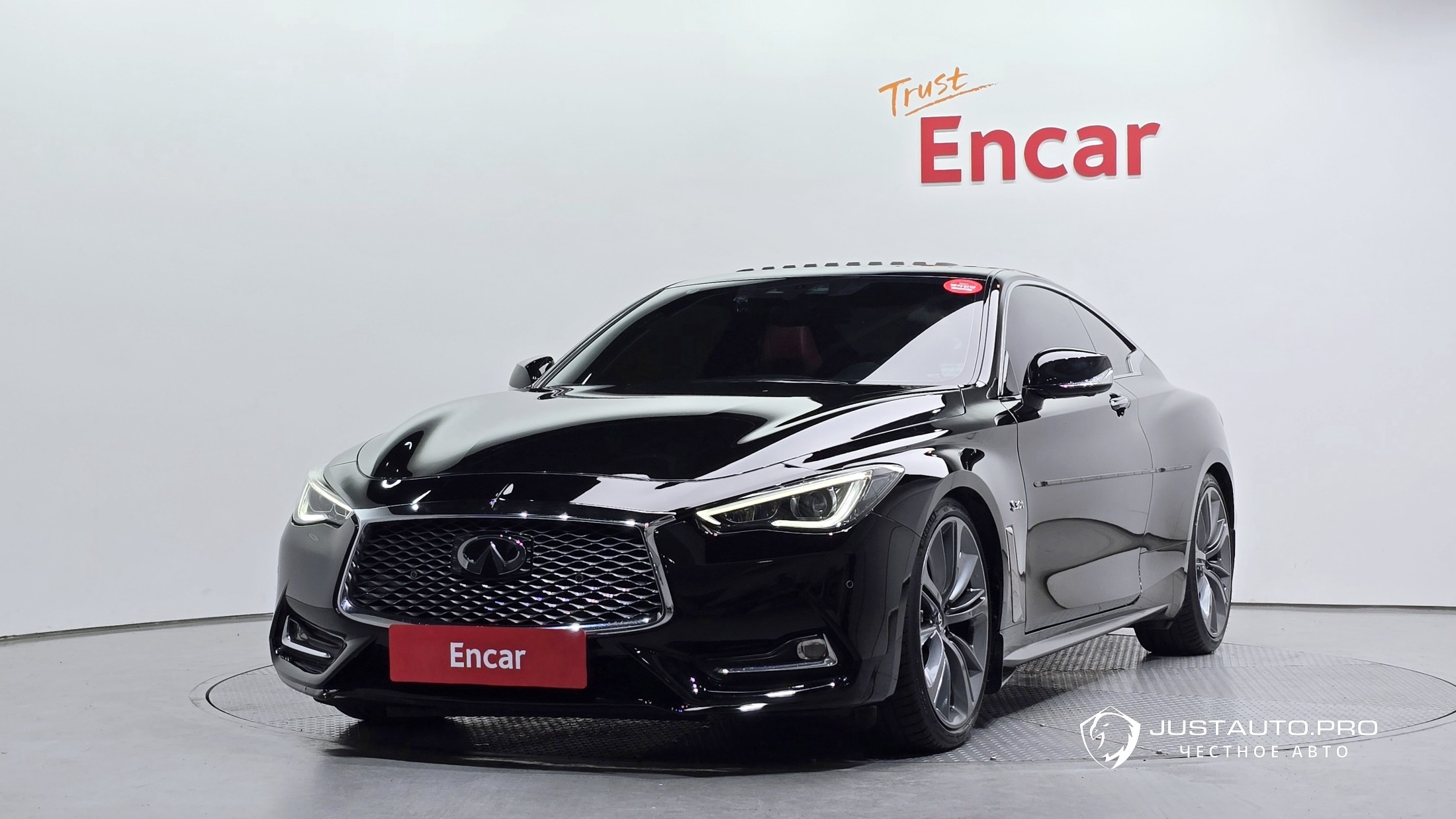 Автомобиль Infiniti Q60