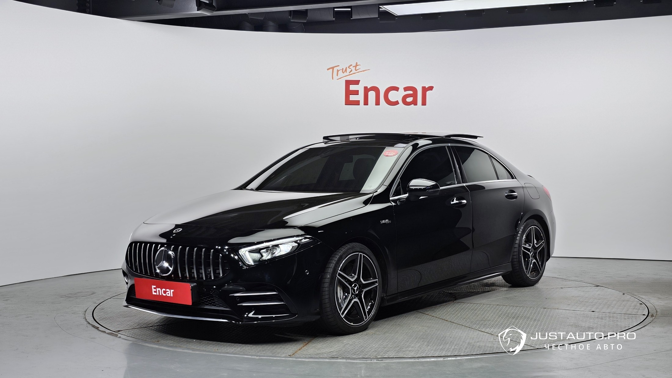 Автомобиль Mercedes-Benz A-Class