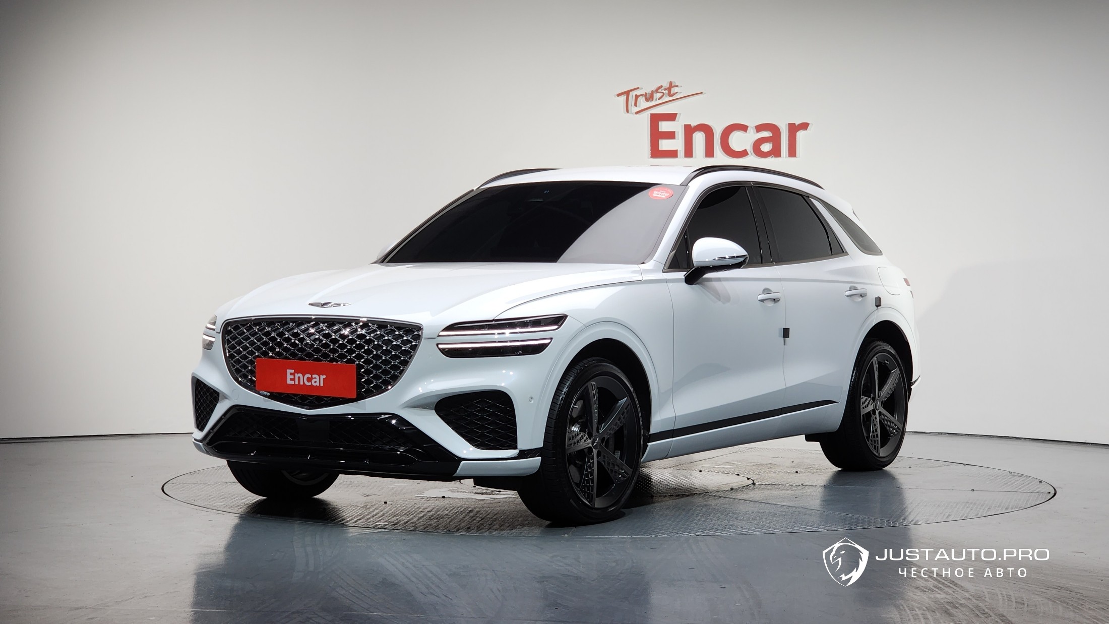 Автомобиль Genesis GV70