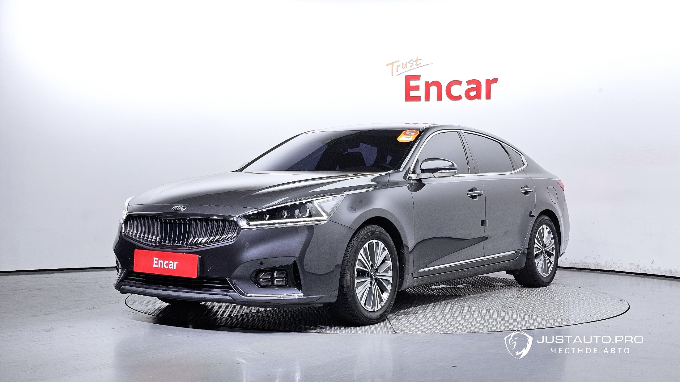 Автомобиль Kia K7