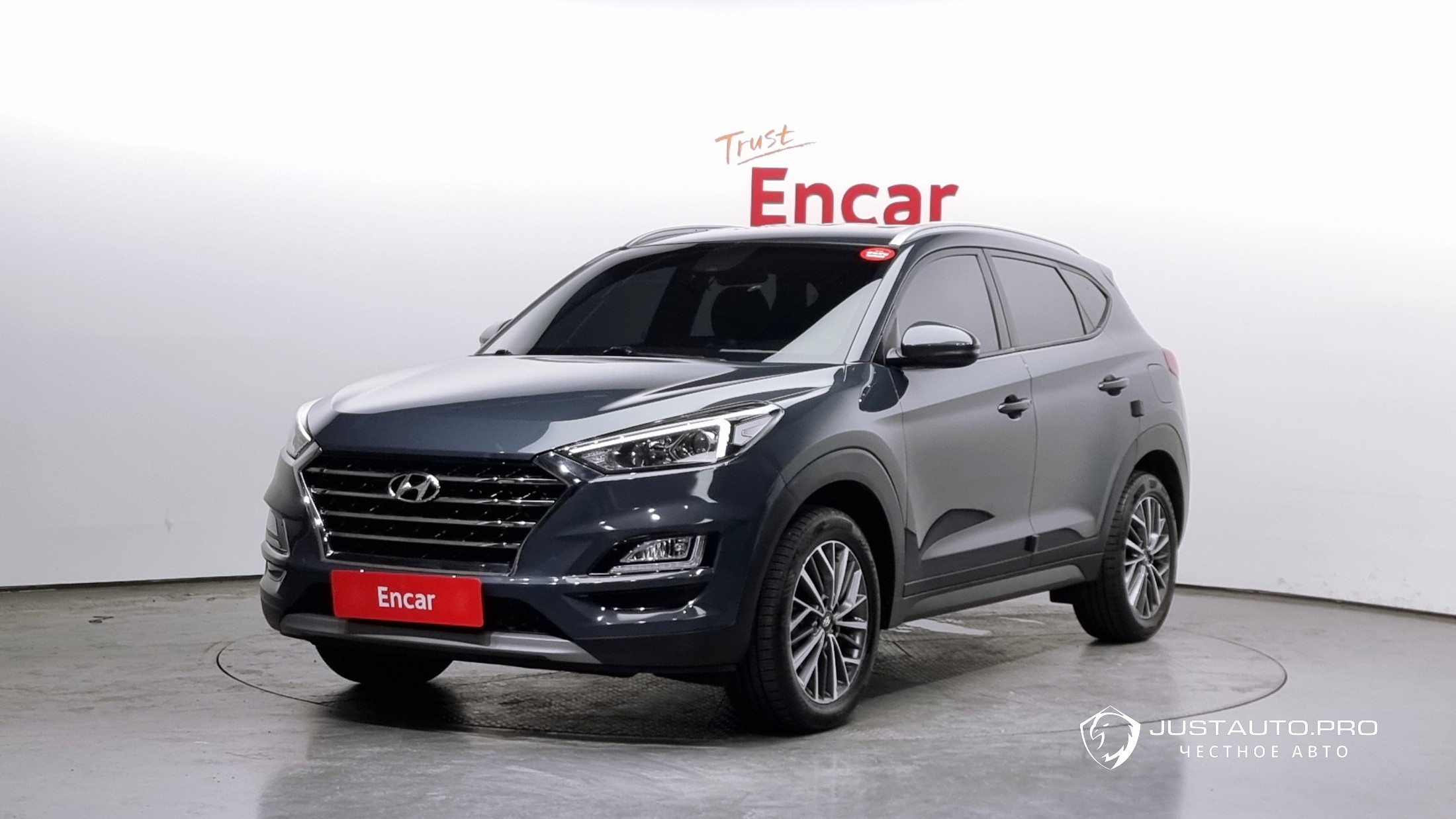Автомобиль Hyundai Tucson