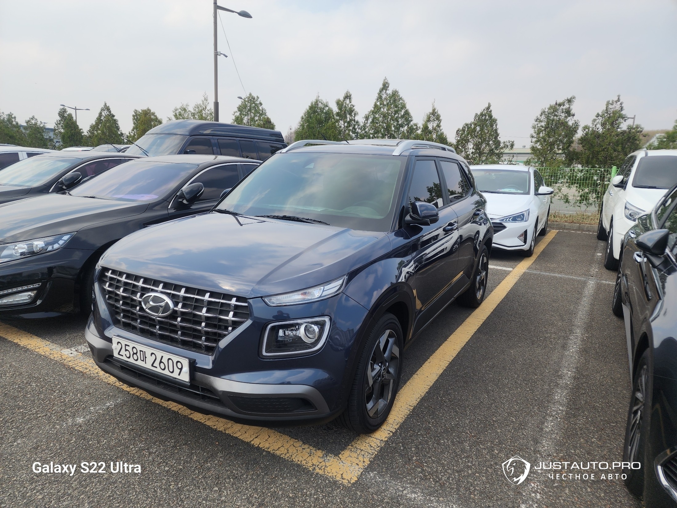 Автомобиль Hyundai Venue