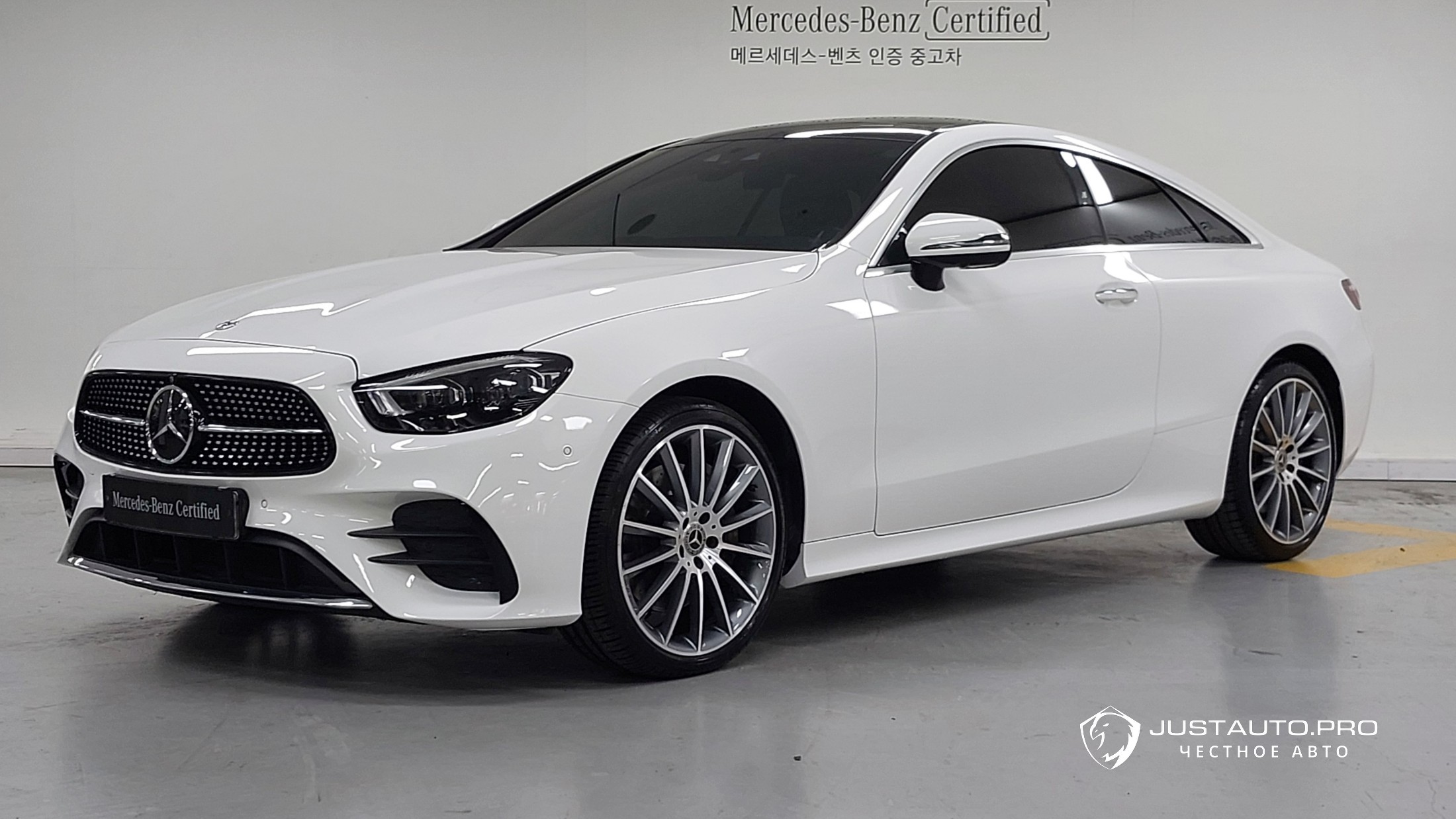 Автомобиль Mercedes-Benz E-Class