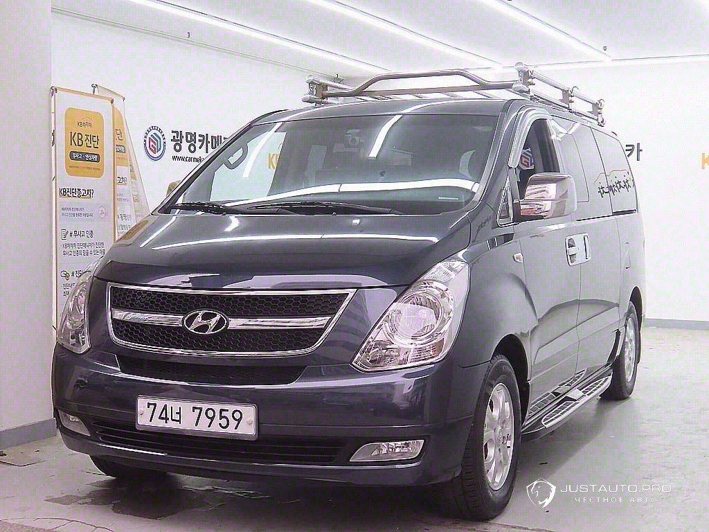 Автомобиль Hyundai Starex