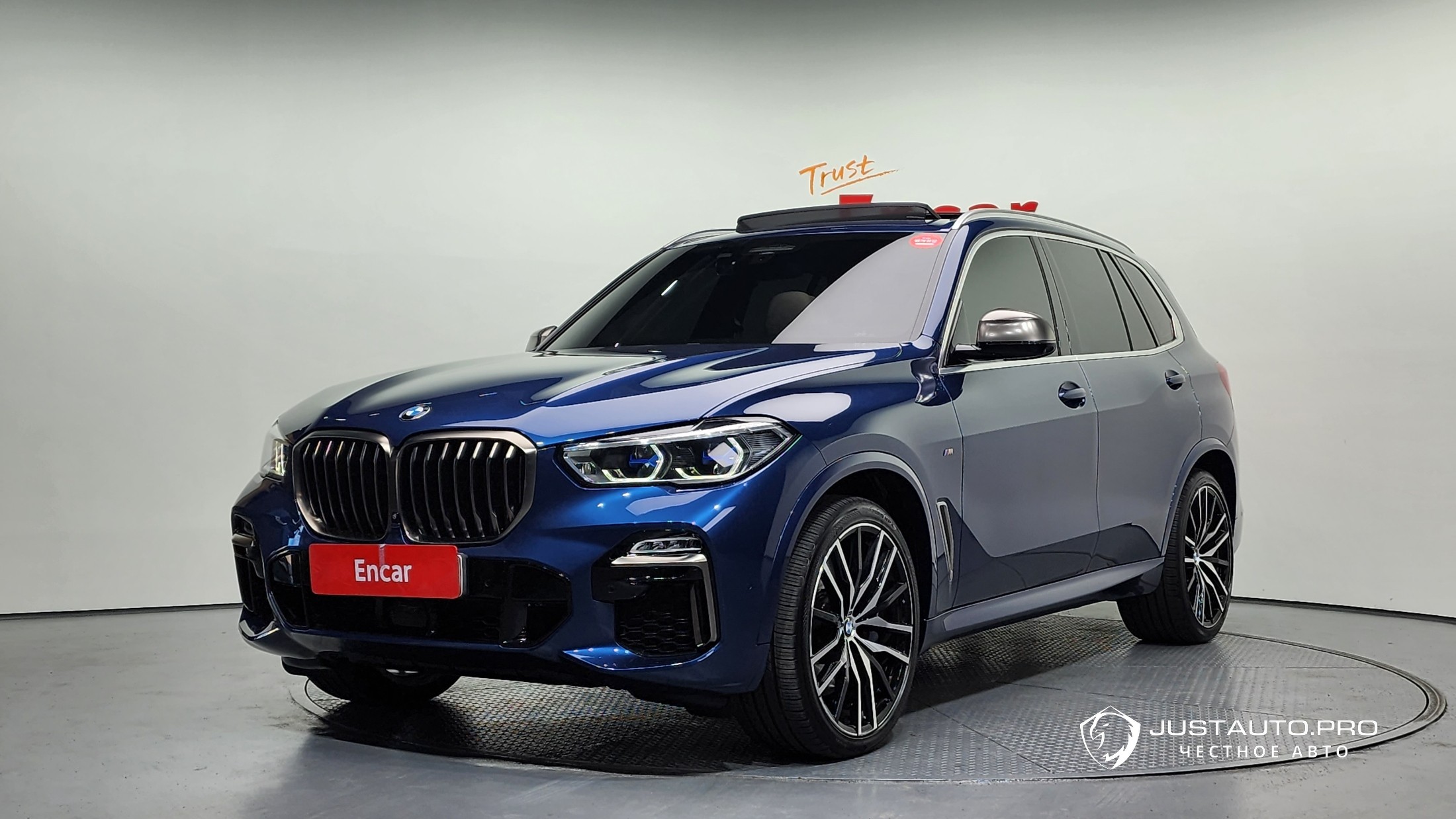 Автомобиль BMW X5