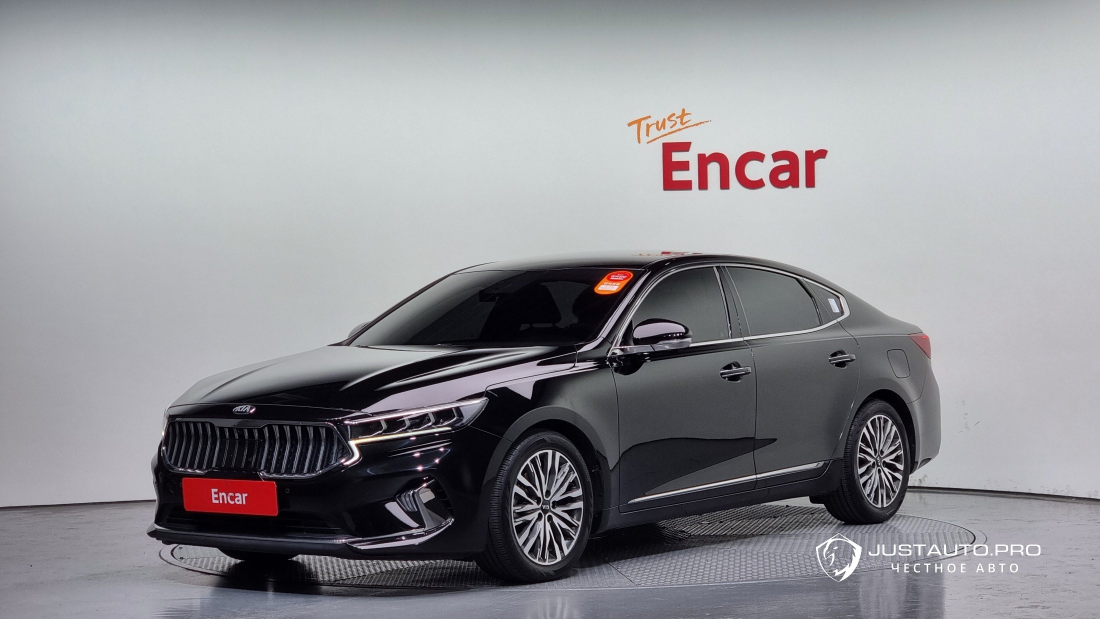 Автомобиль Kia K7