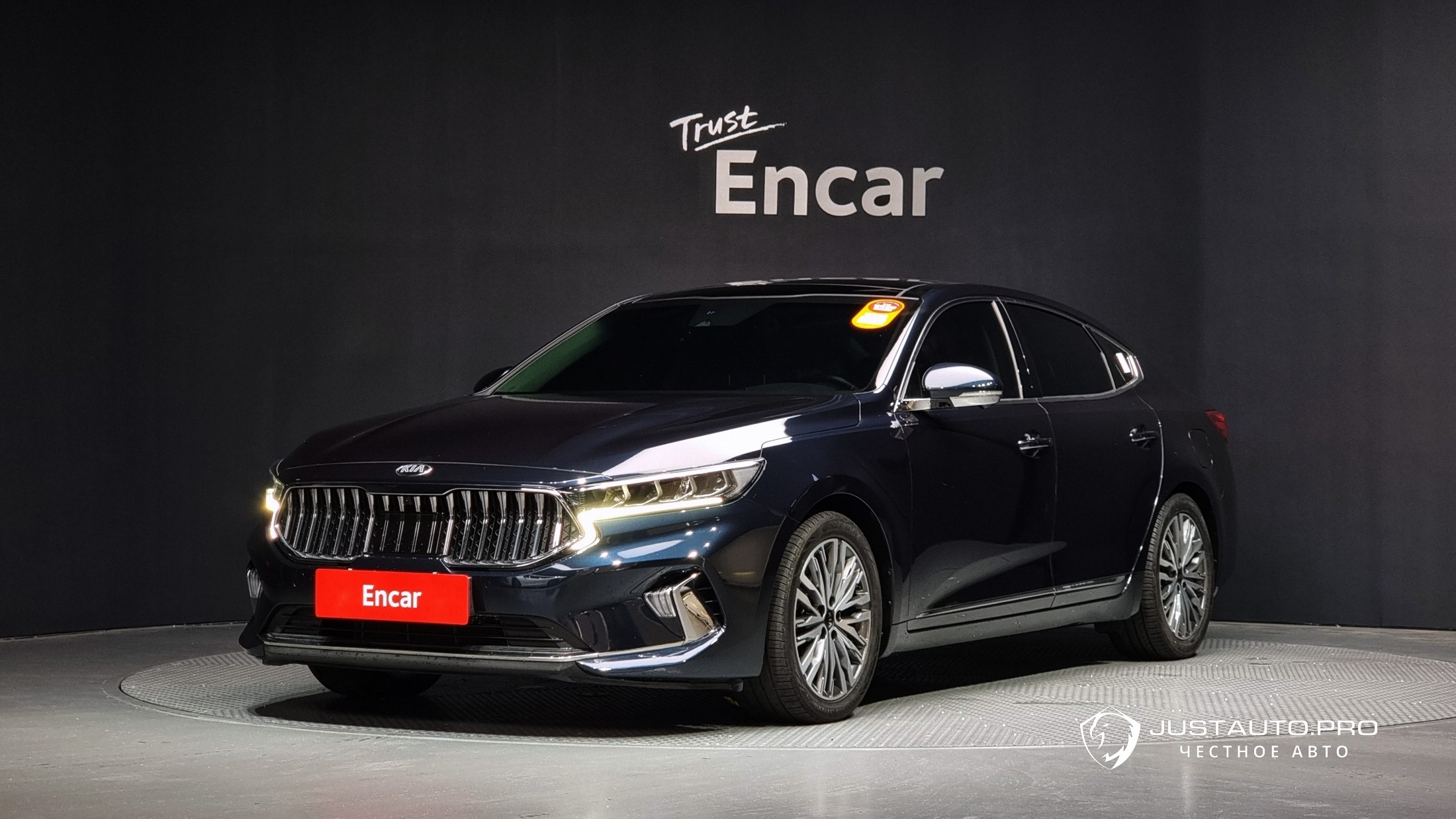 Автомобиль Kia K7