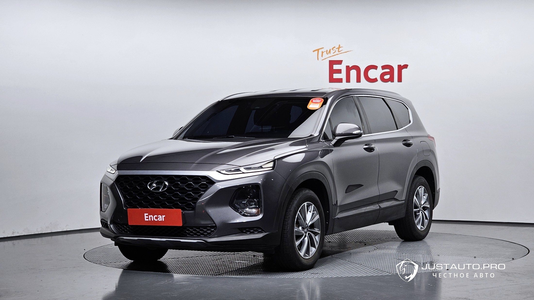 Автомобиль Hyundai Santafe