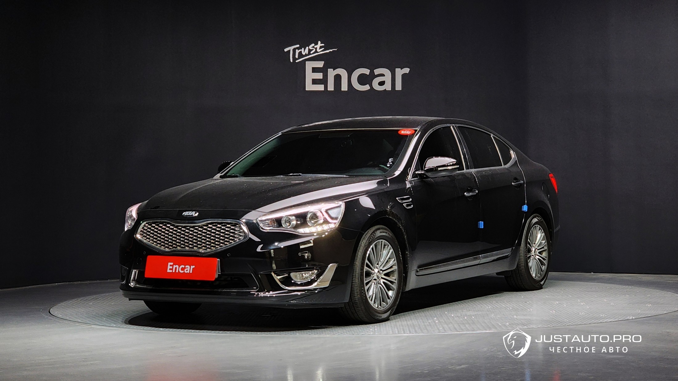 Автомобиль Kia K7