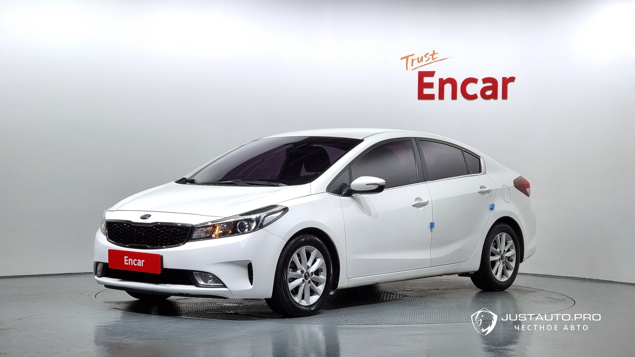 Автомобиль Kia K3