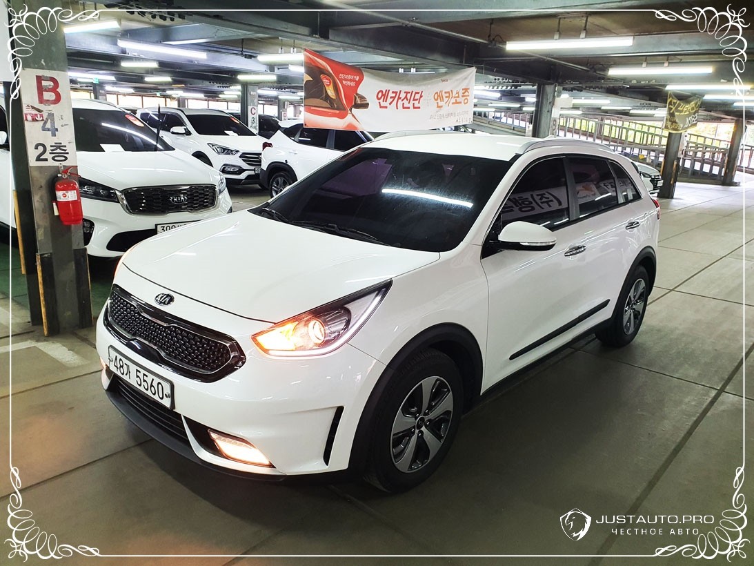 Автомобиль Kia Niro