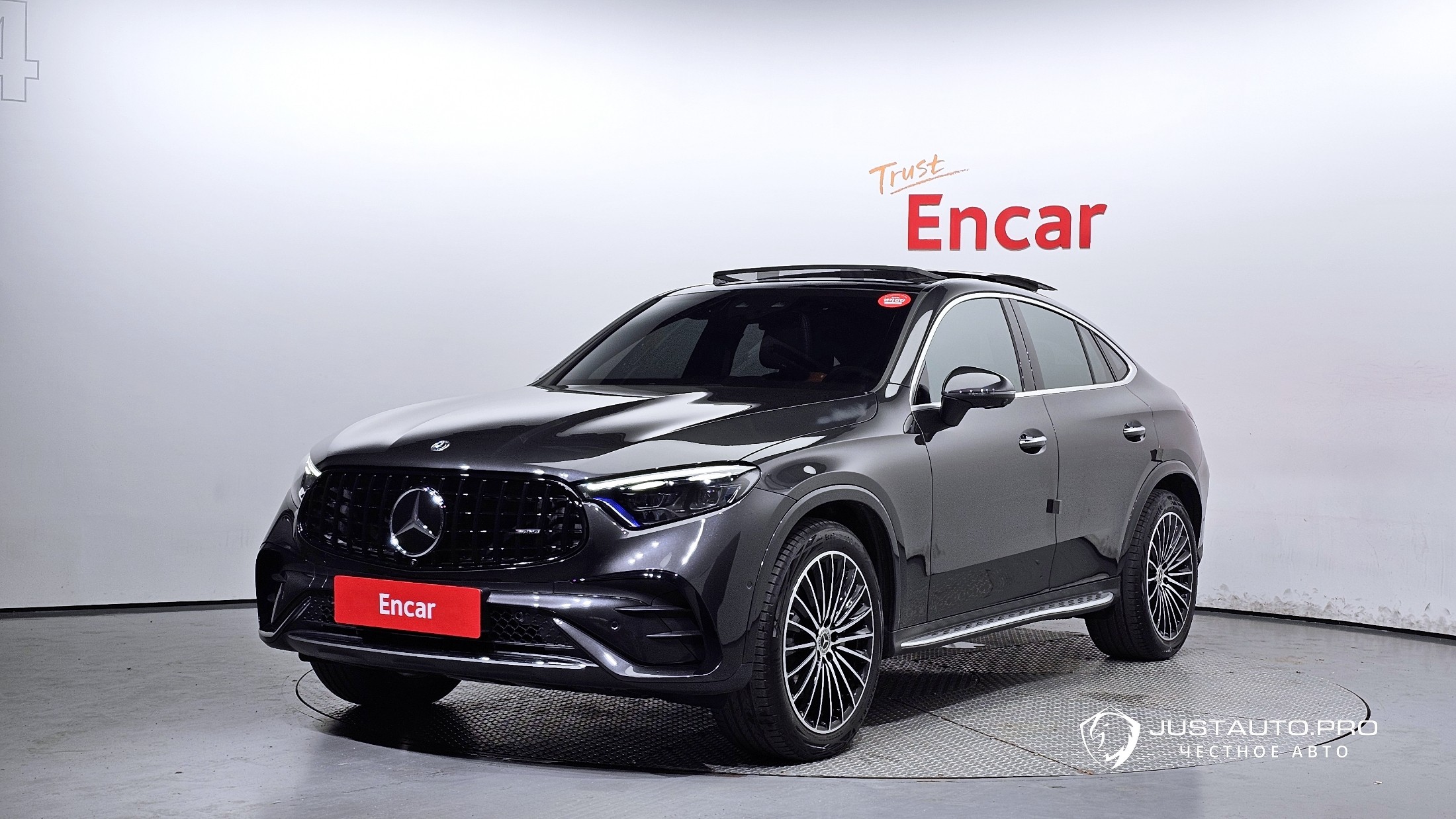 Автомобиль Mercedes-Benz GLC-Class