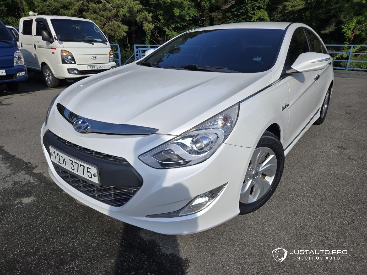 Автомобиль Hyundai Sonata