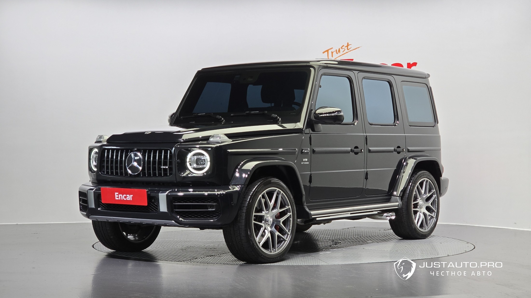 Автомобиль Mercedes-Benz G-Class