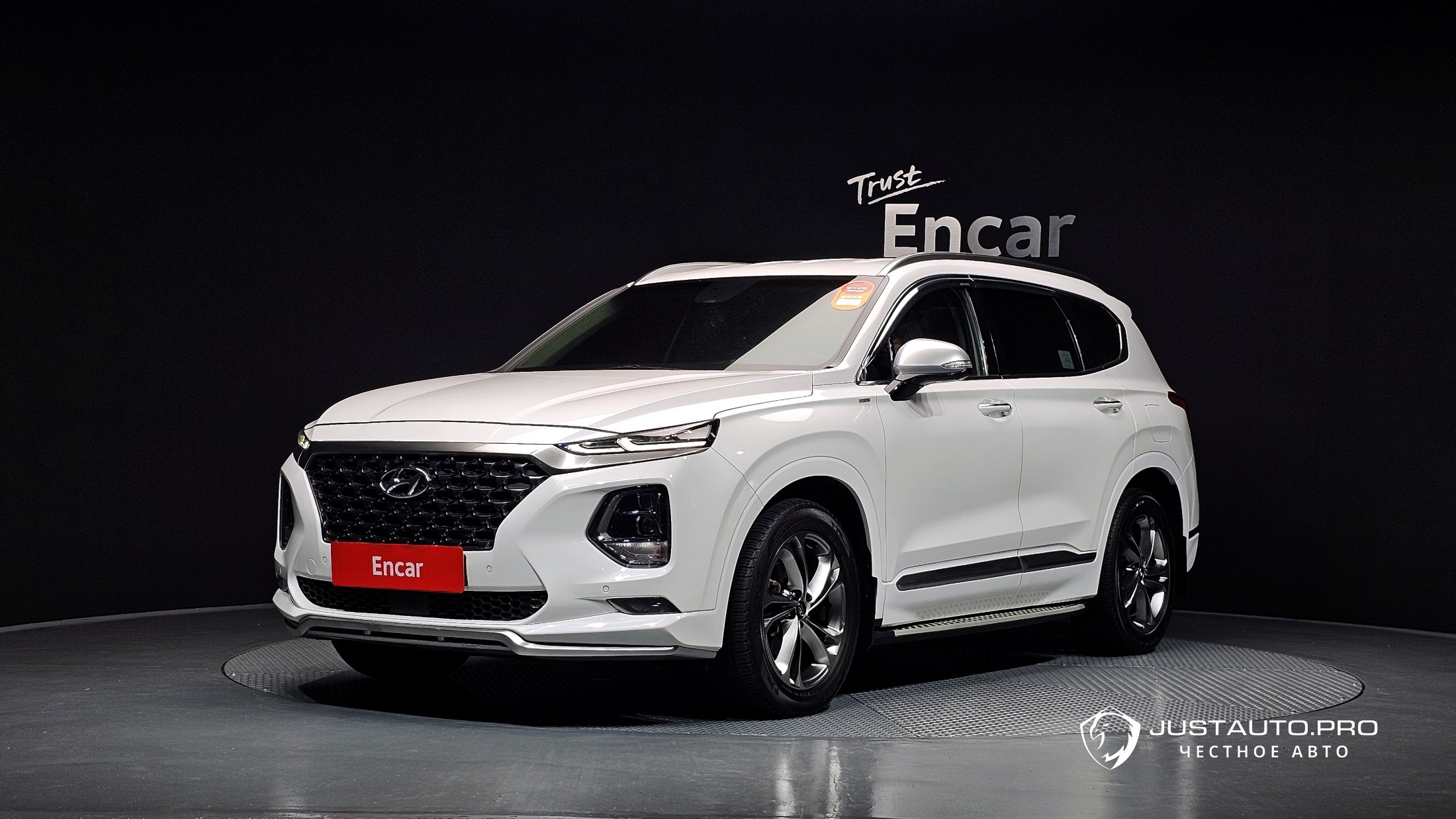 Автомобиль Hyundai Santafe