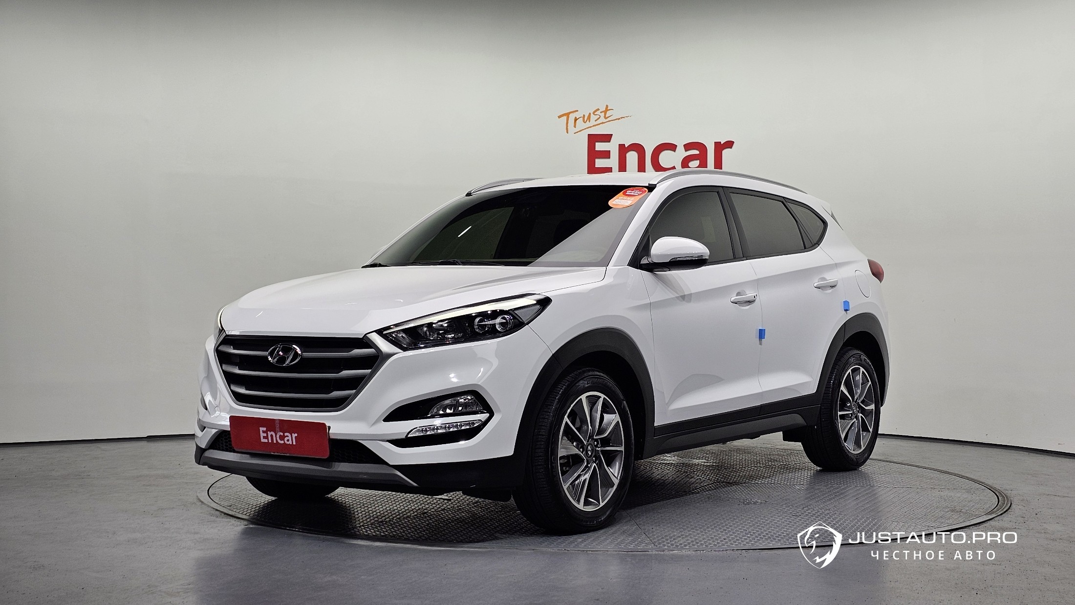 Автомобиль Hyundai Tucson