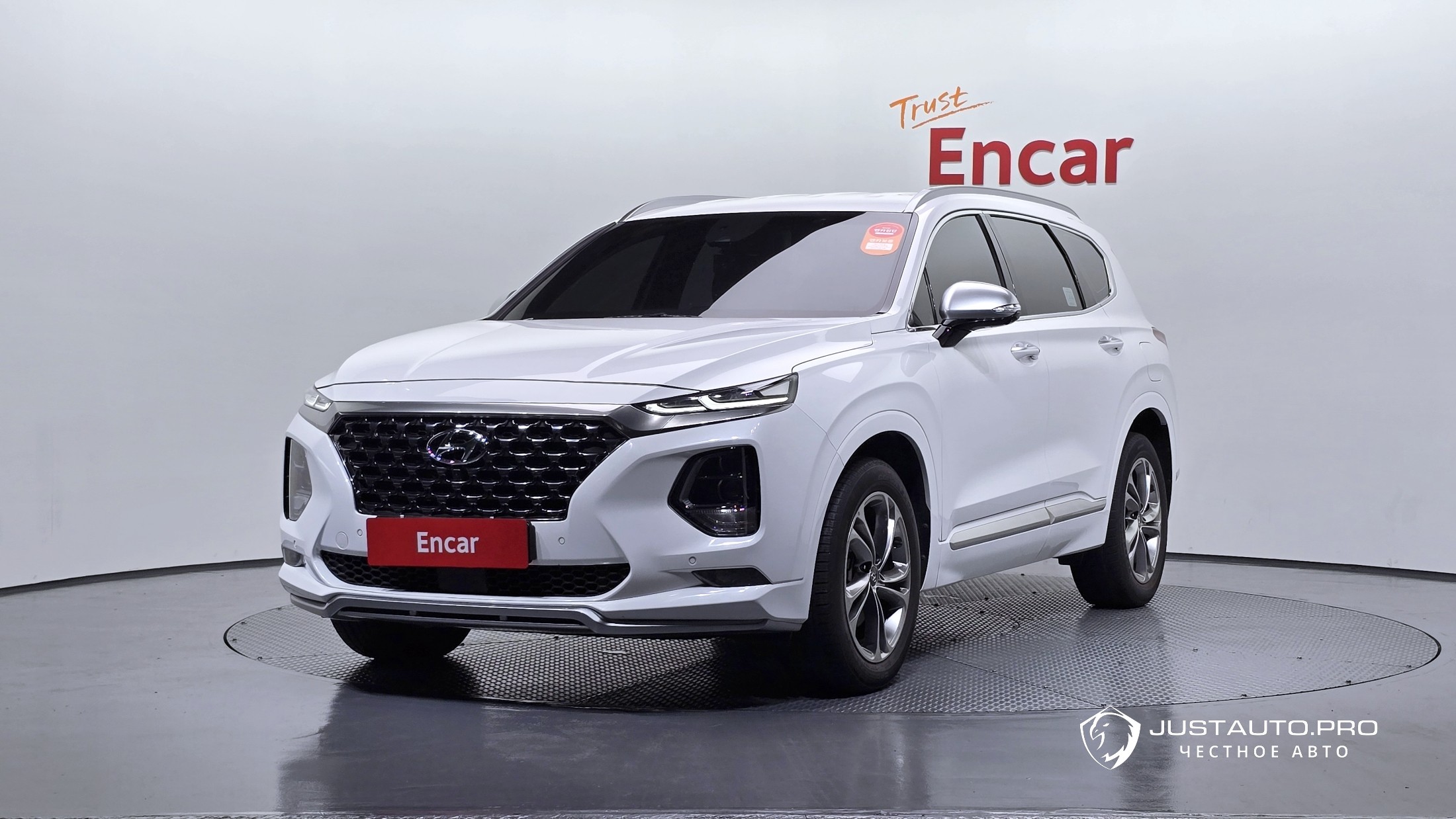 Автомобиль Hyundai Santafe