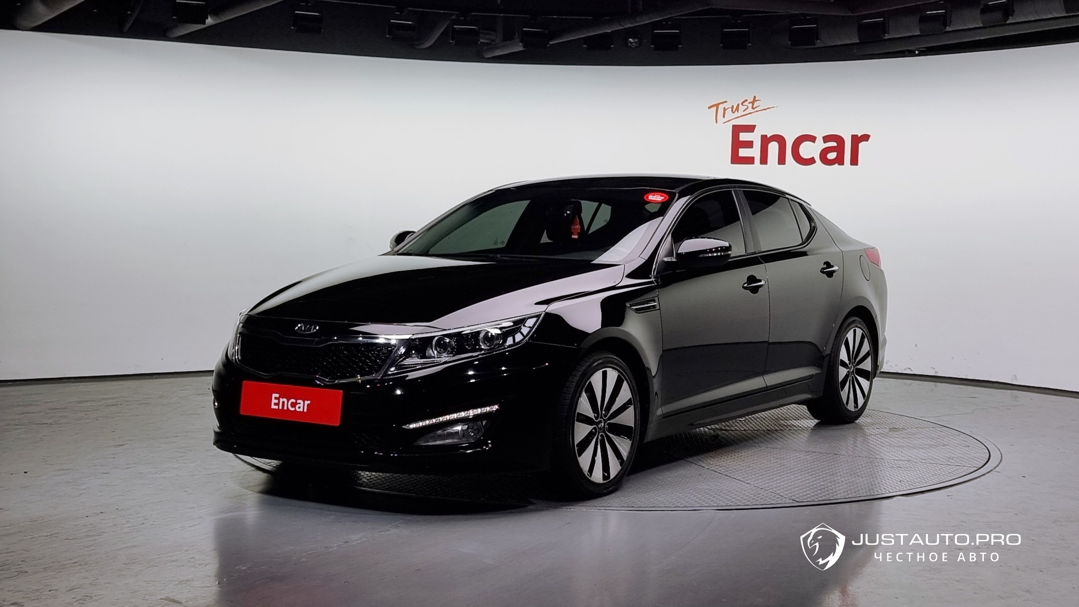 Автомобиль Kia K5