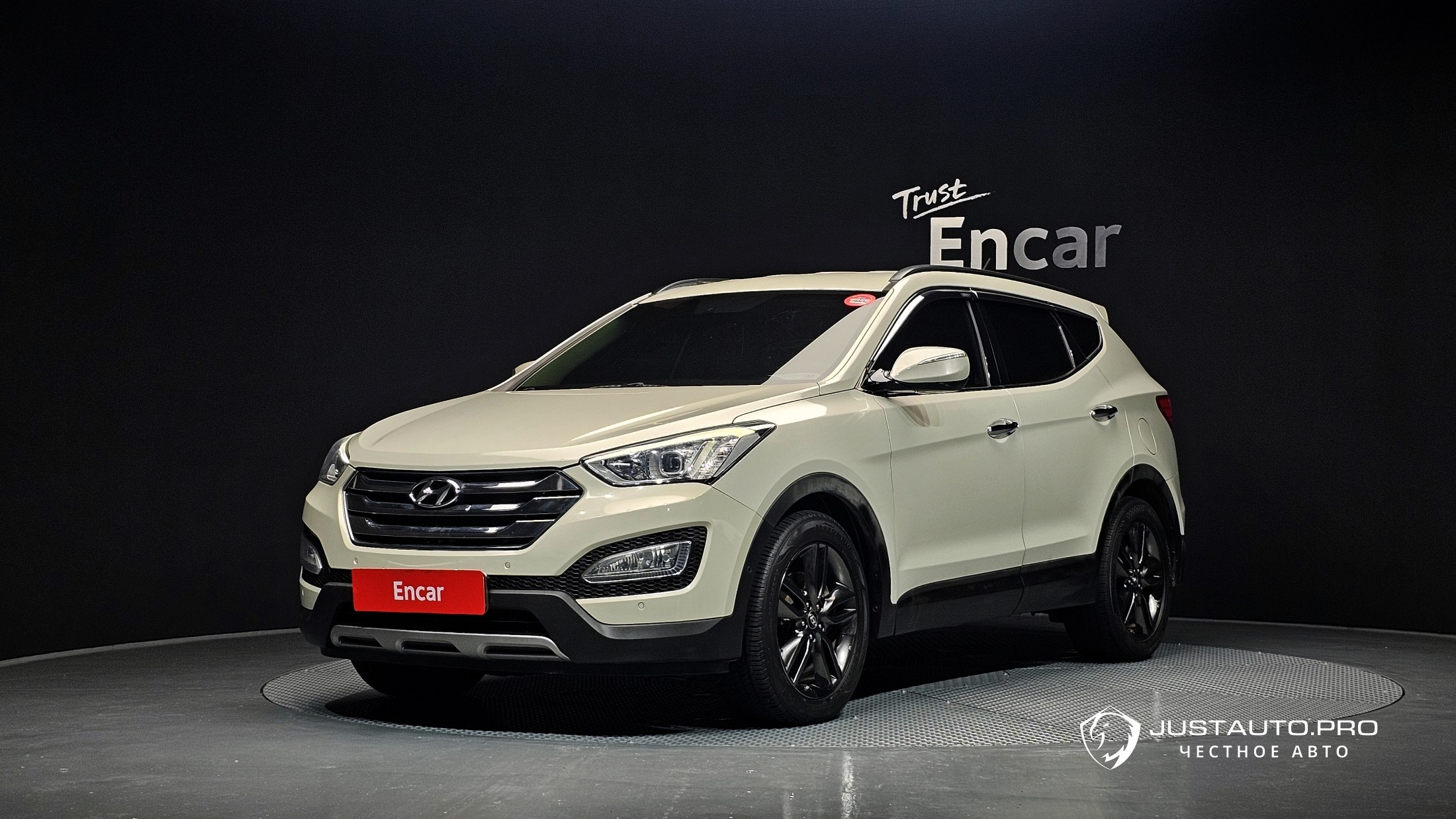 Автомобиль Hyundai Santafe