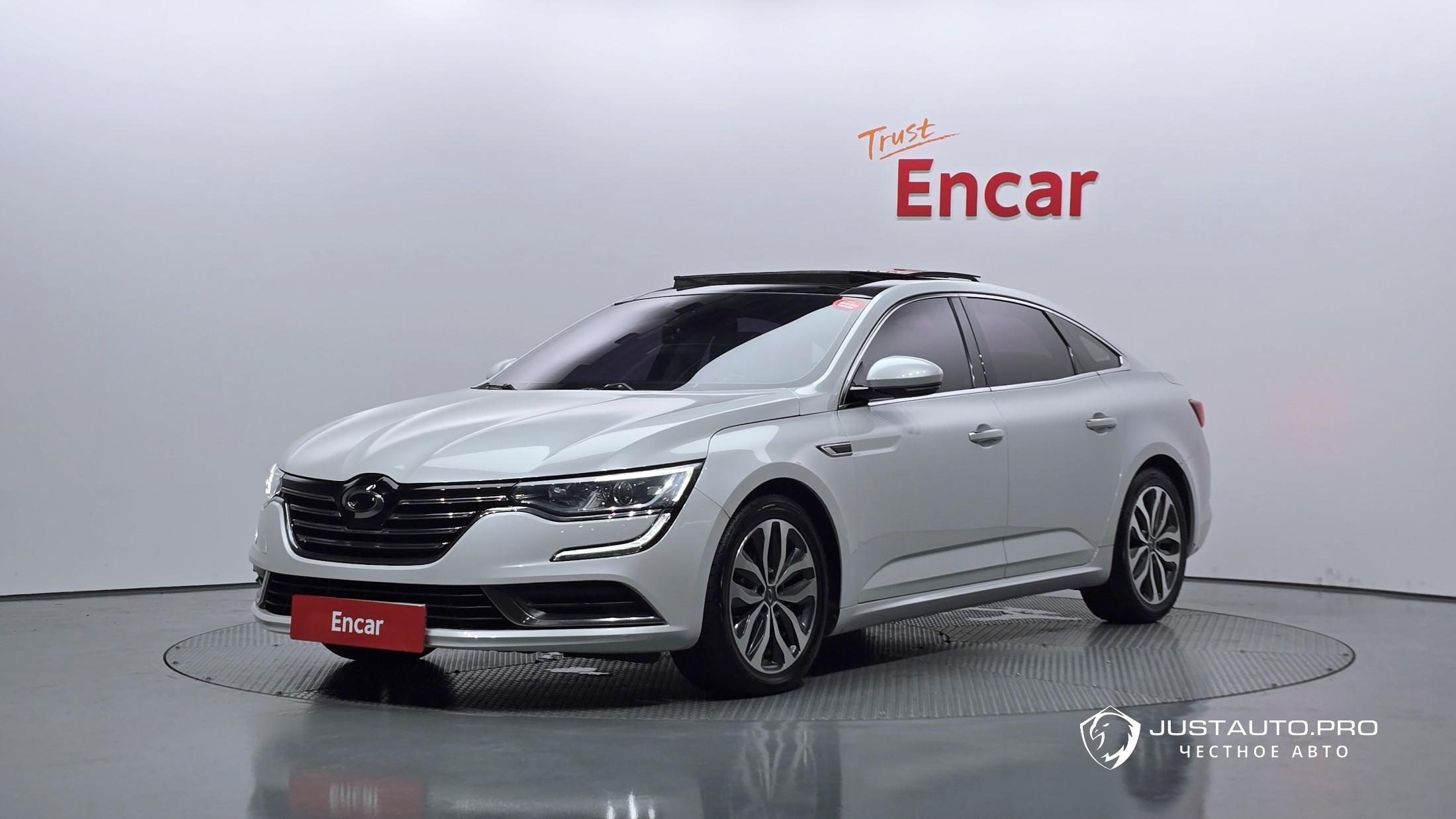 Автомобиль Renault-KoreaSamsung SM6