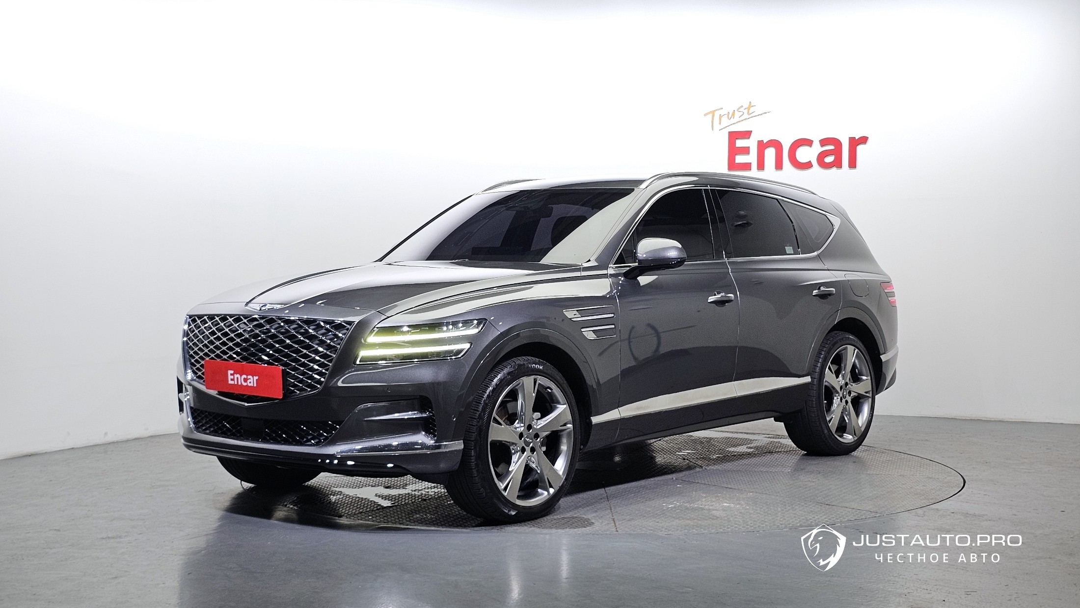 Автомобиль Genesis GV80