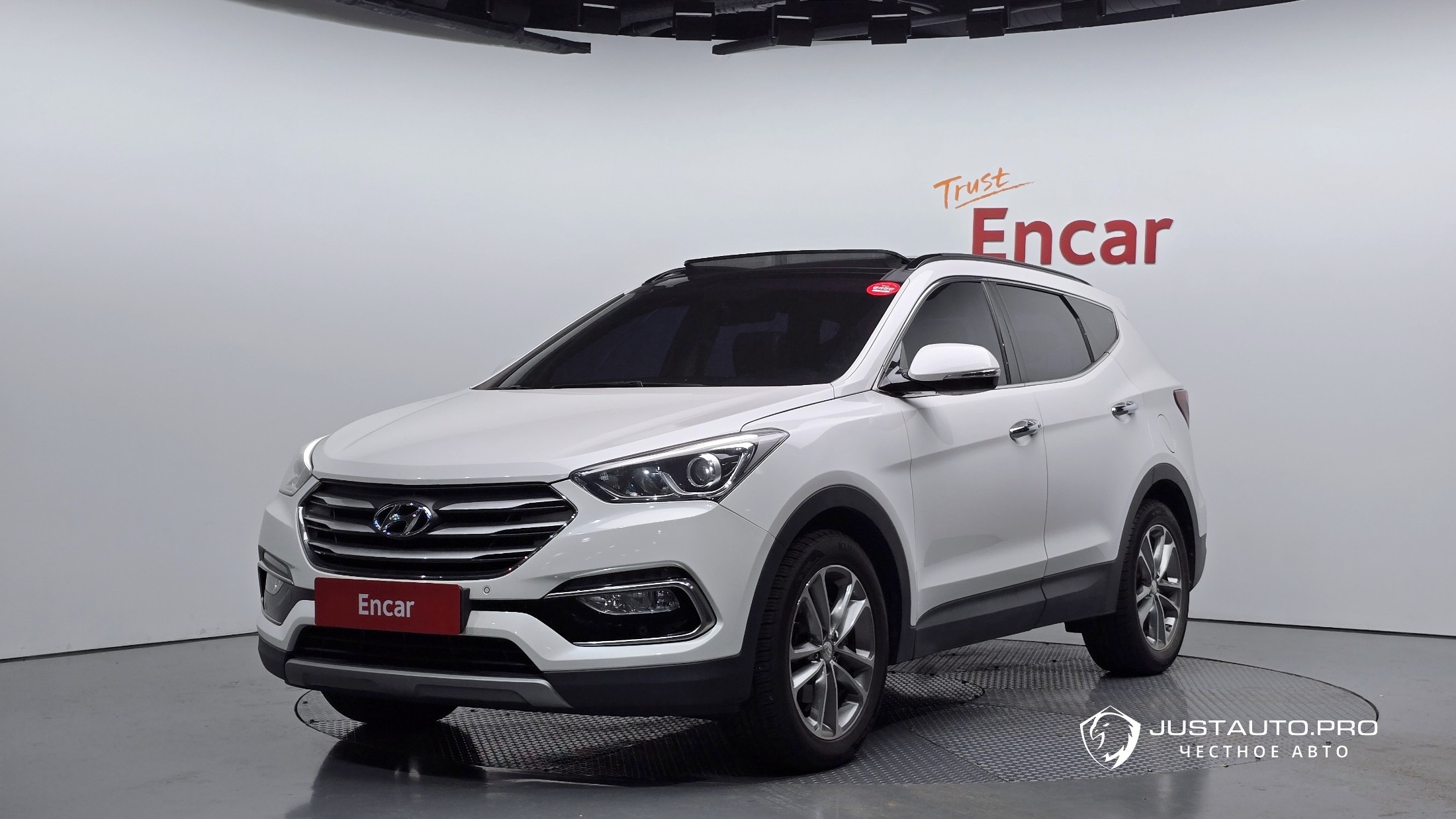 Автомобиль Hyundai Santafe