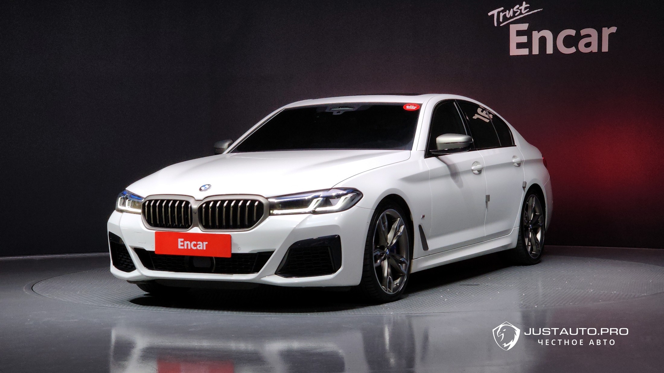 Автомобиль BMW 5-Series