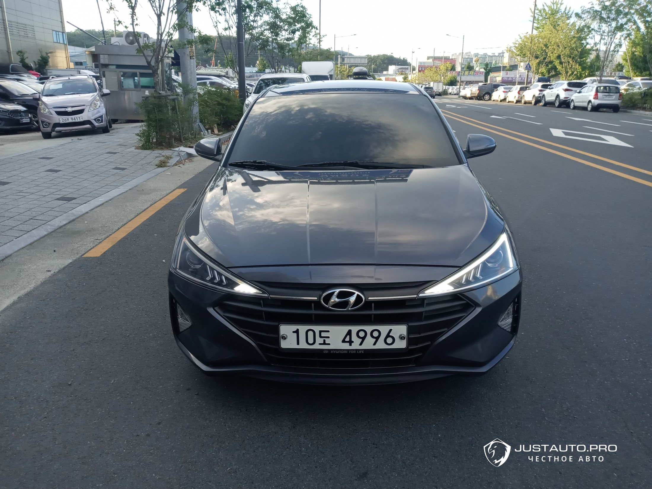 Автомобиль Hyundai AVANTE