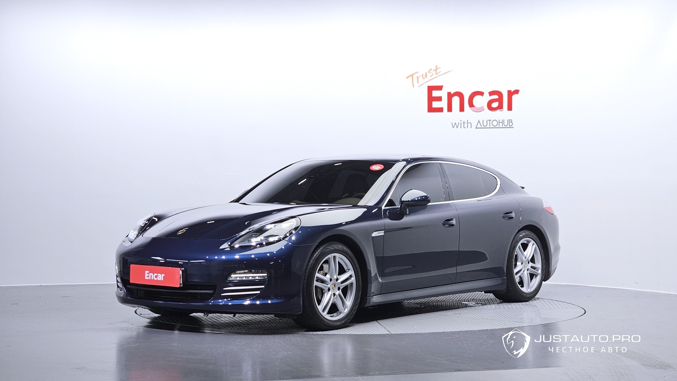 Автомобиль Porsche Panamera