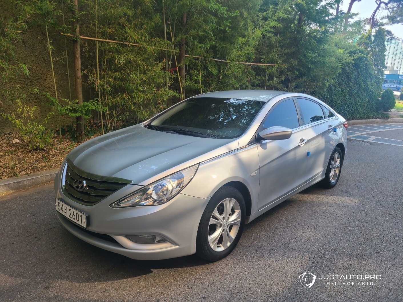 Автомобиль Hyundai Sonata