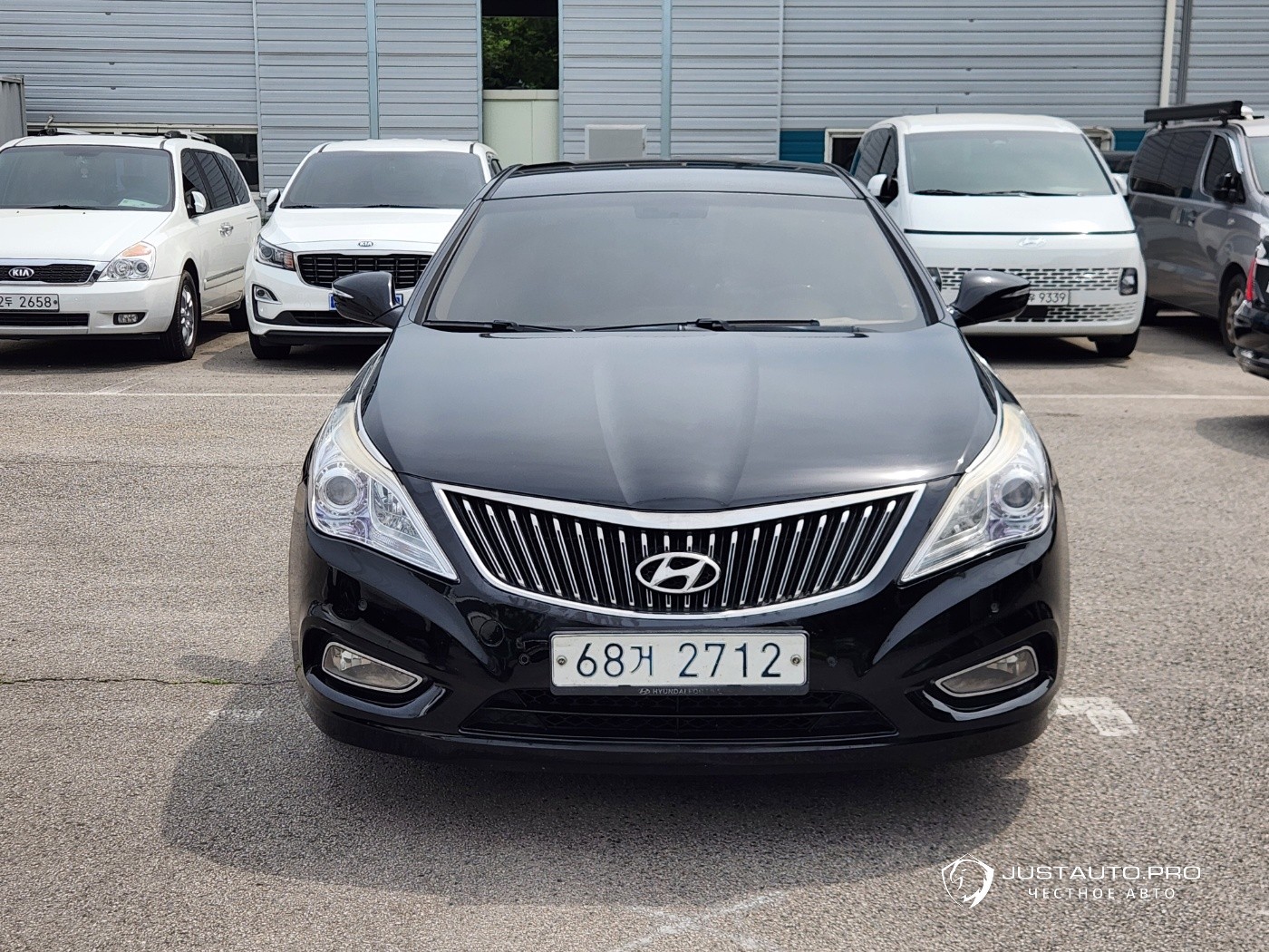 Автомобиль Hyundai Grandeur