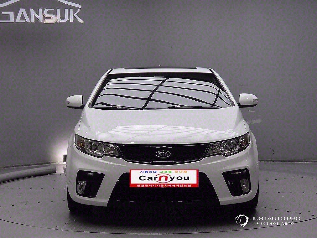 Автомобиль Kia Porte