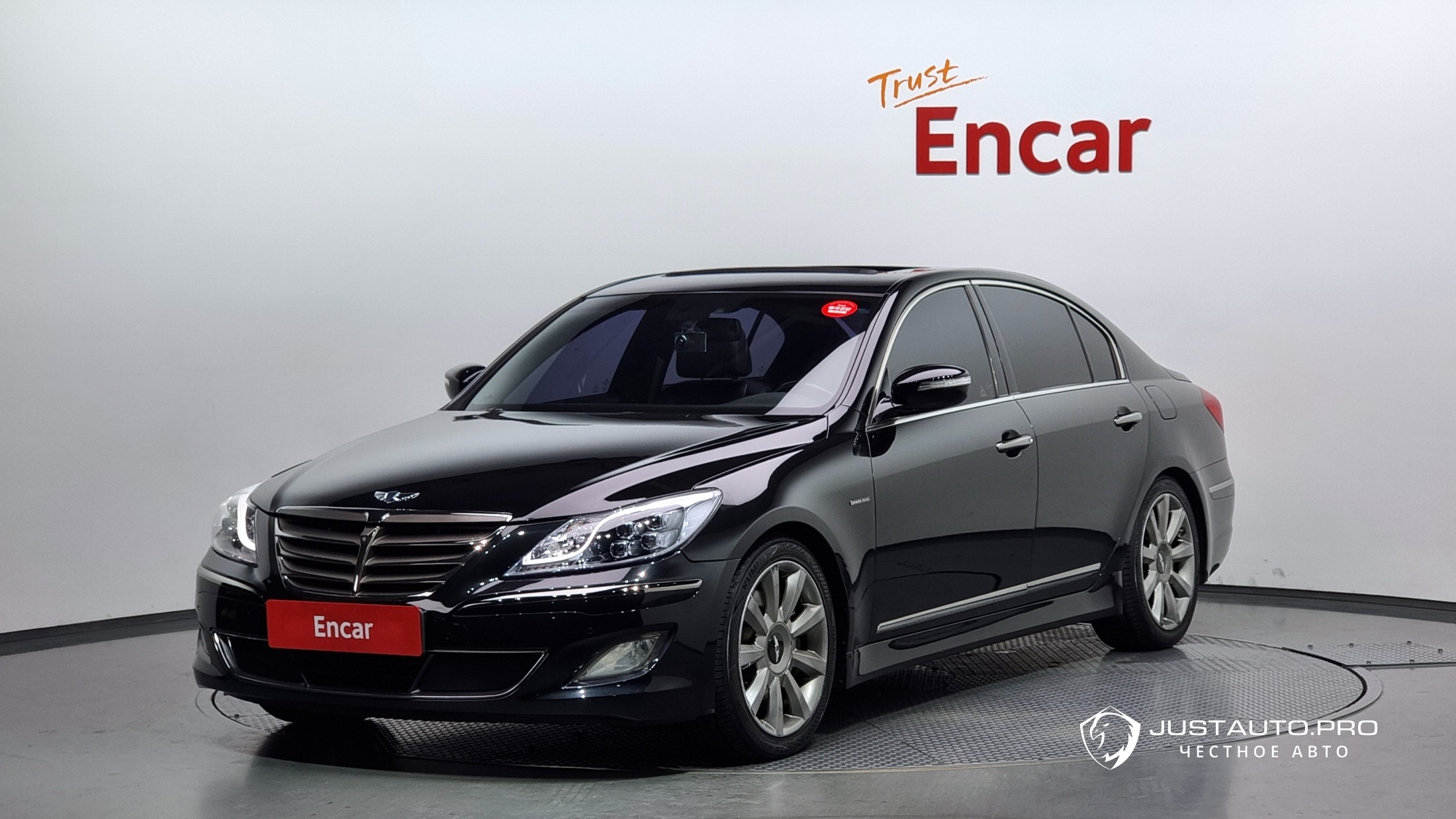 Автомобиль Hyundai Genesis